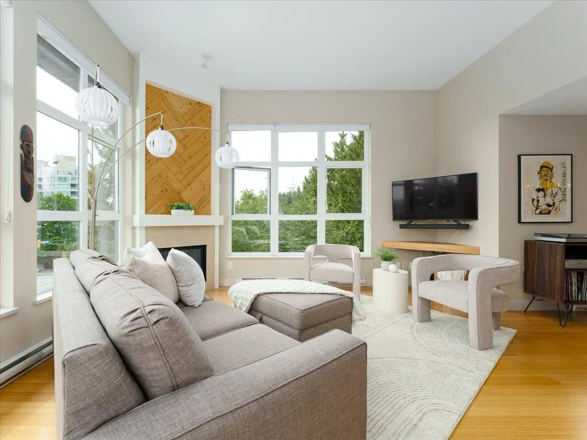 3732 Mt Seymour Parkway #402