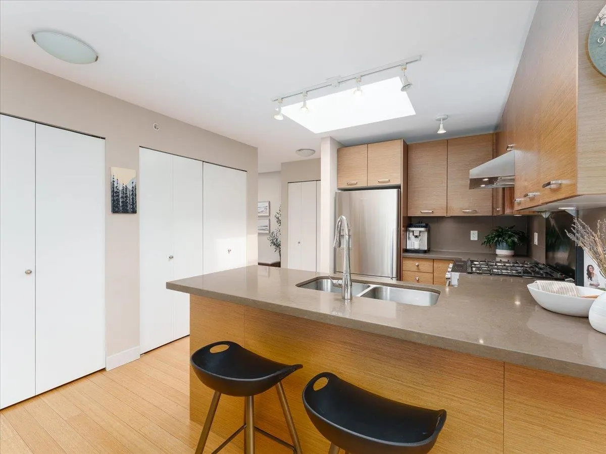 3732 Mt Seymour Parkway #402