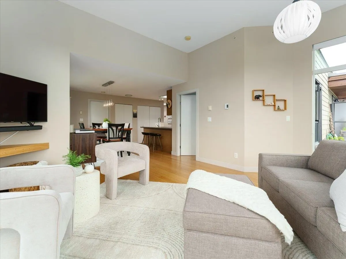 3732 Mt Seymour Parkway #402