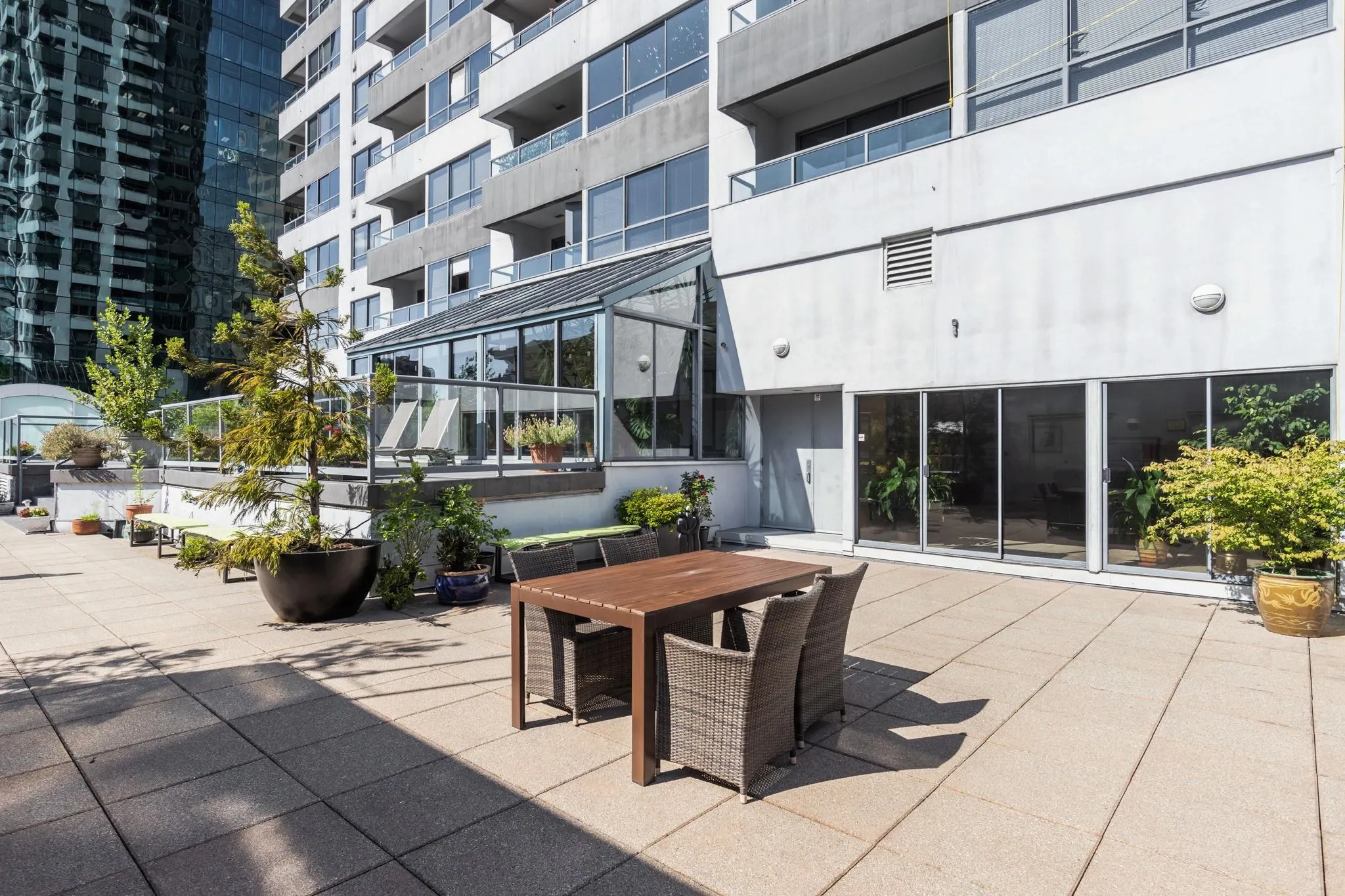 1060 Alberni Street #1506