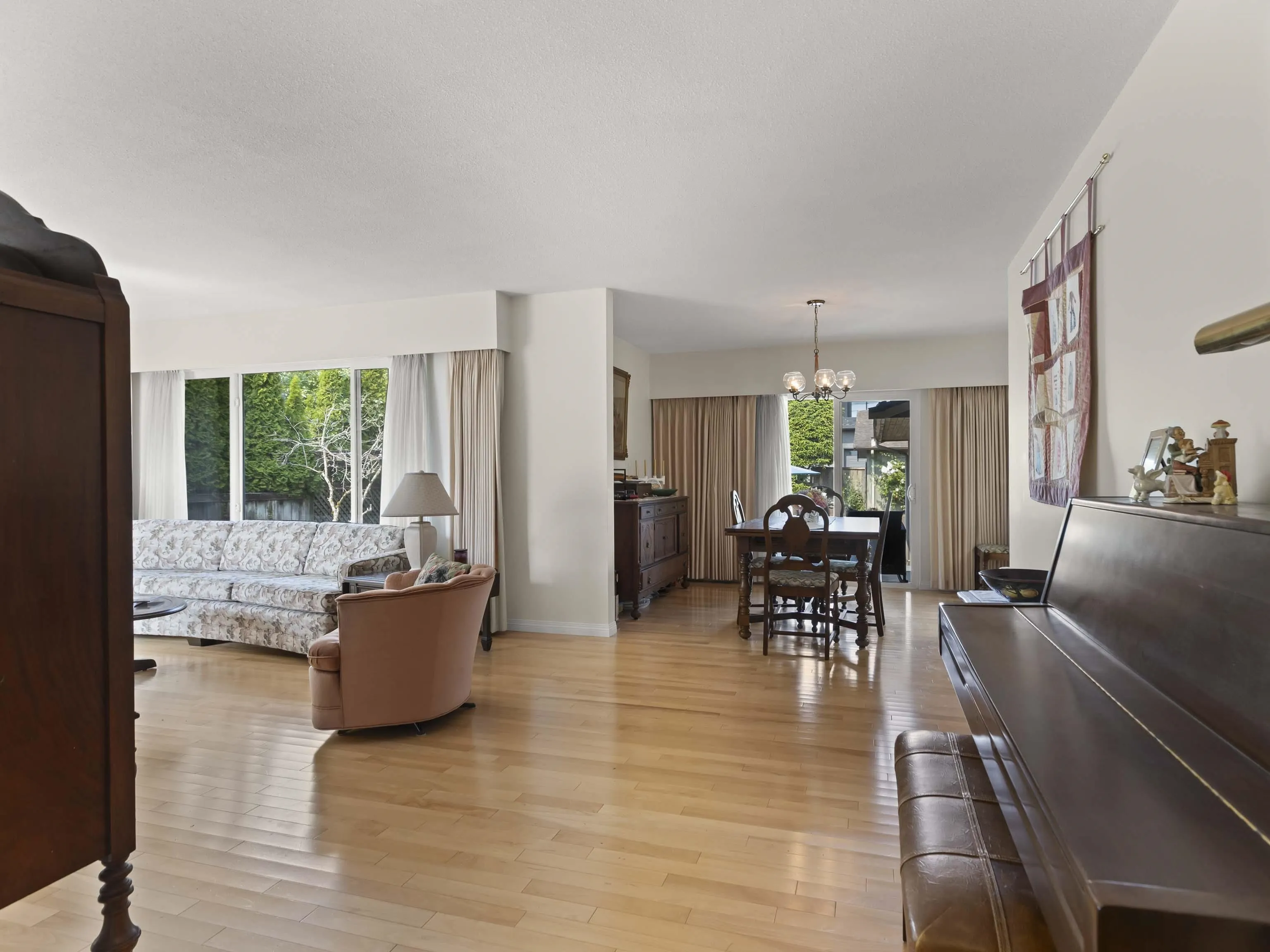 4041 W 39th Avenue