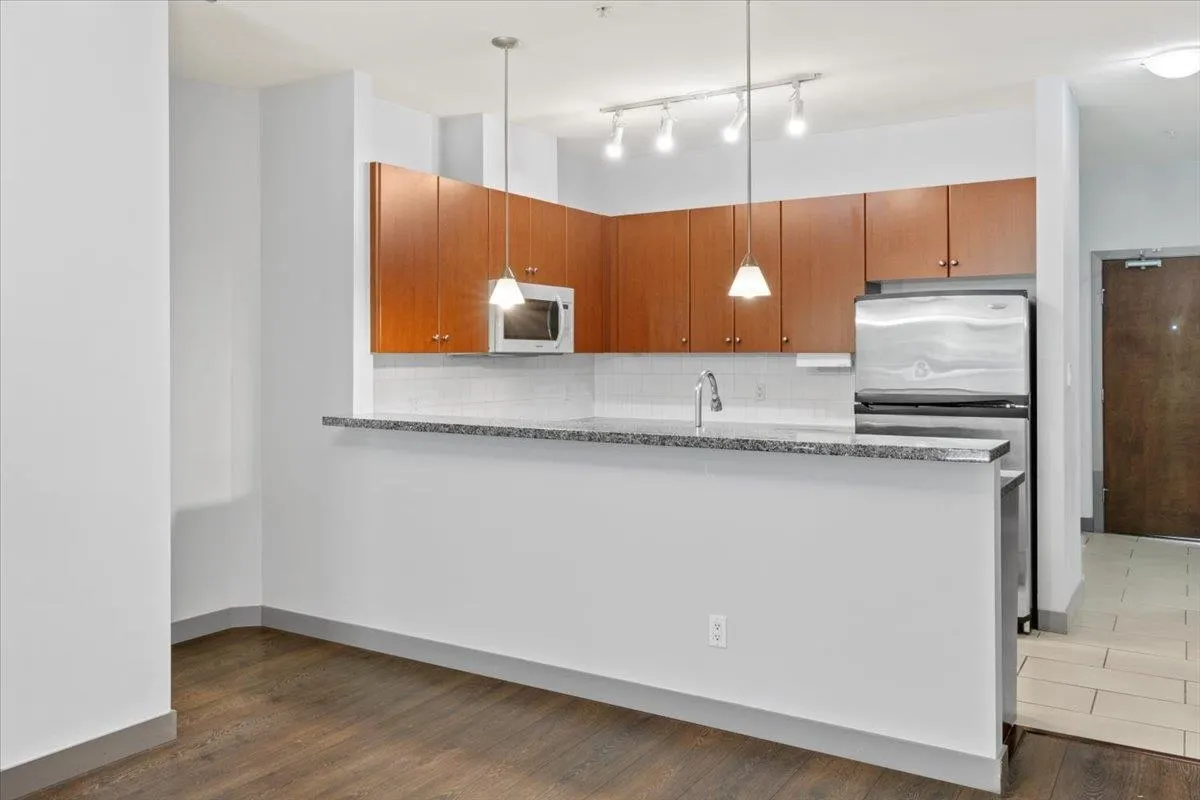 100 Capilano Road #312