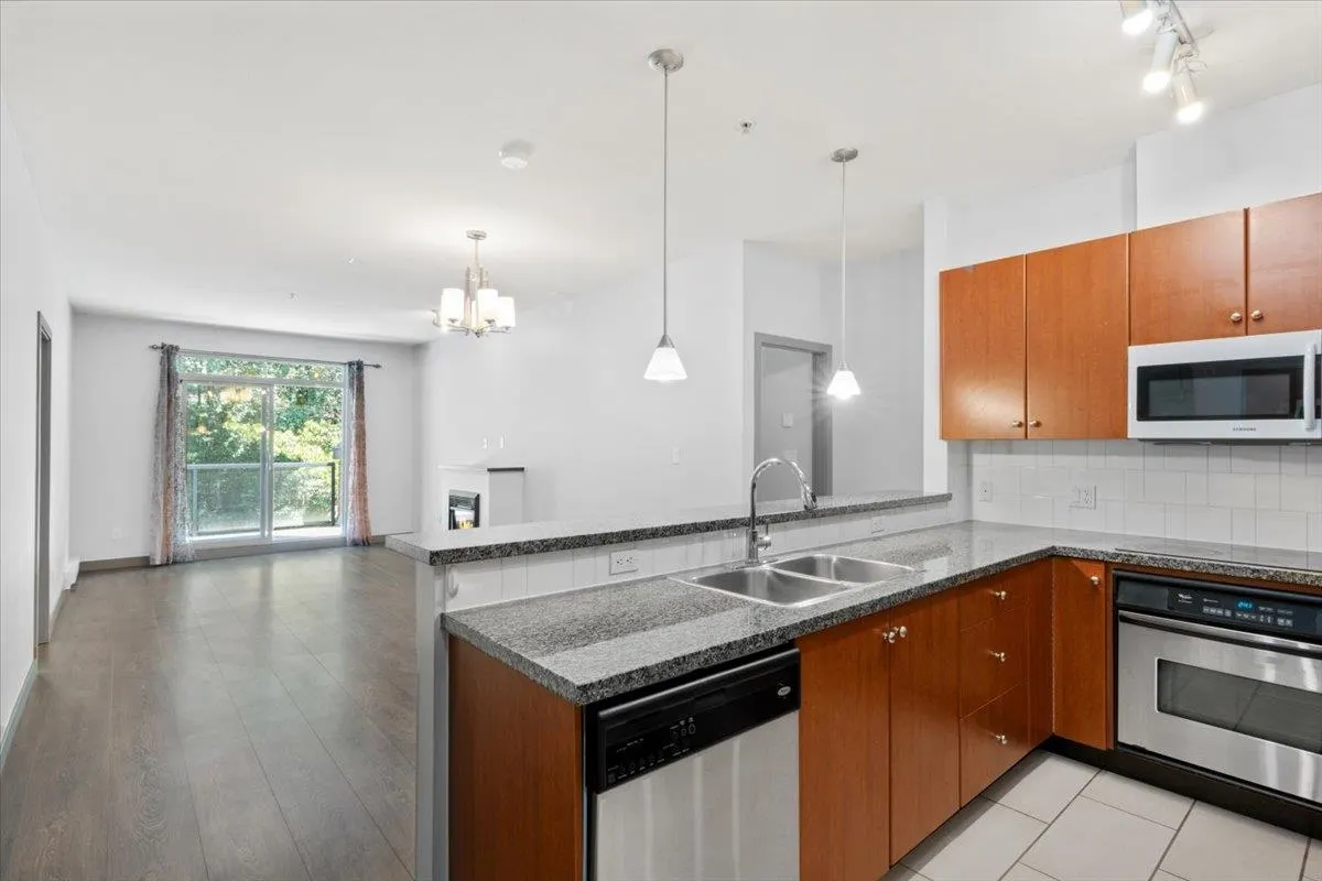 100 Capilano Road #312