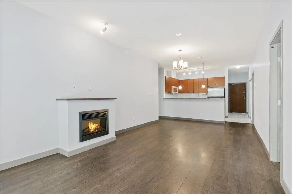 100 Capilano Road #312