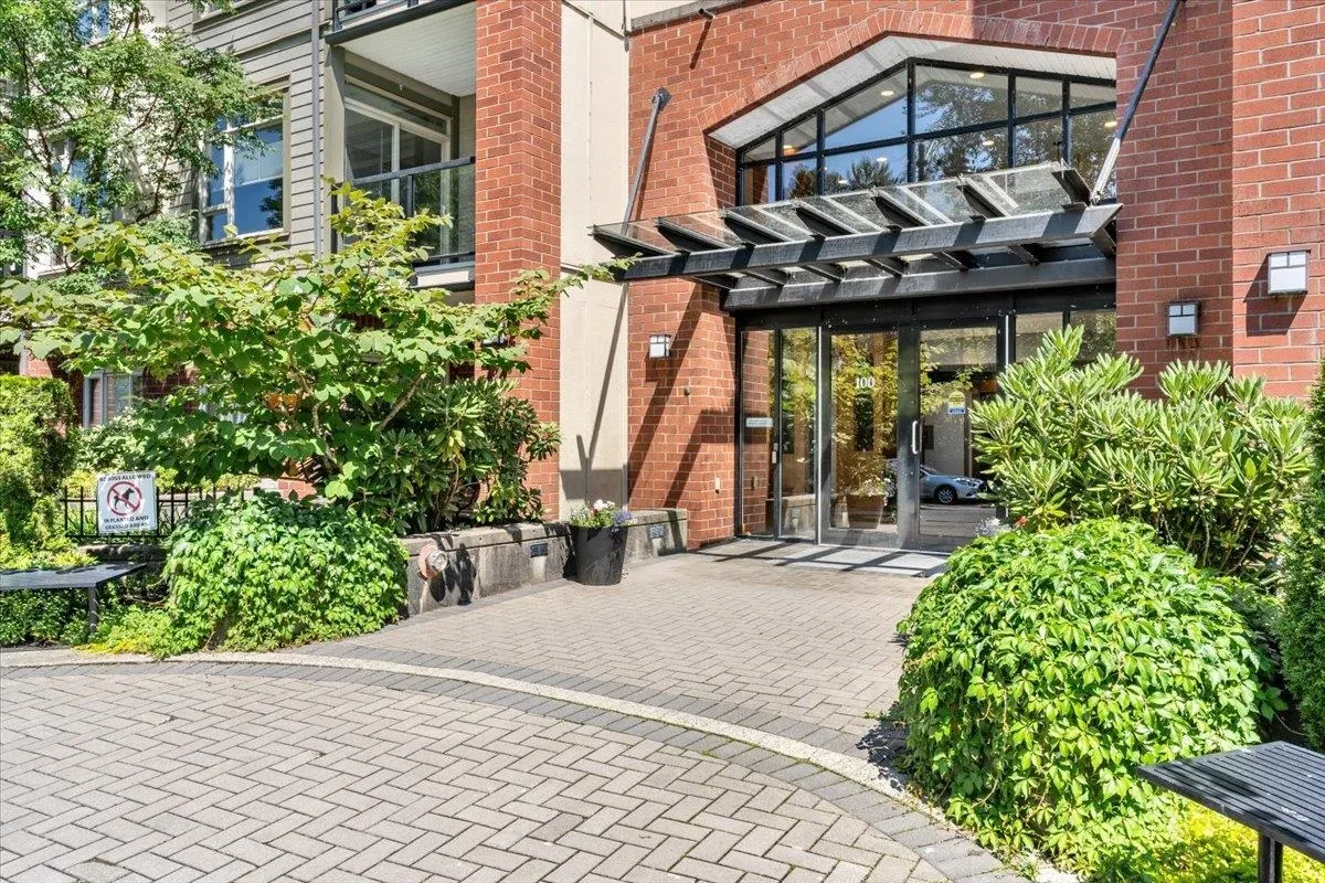 100 Capilano Road #312
