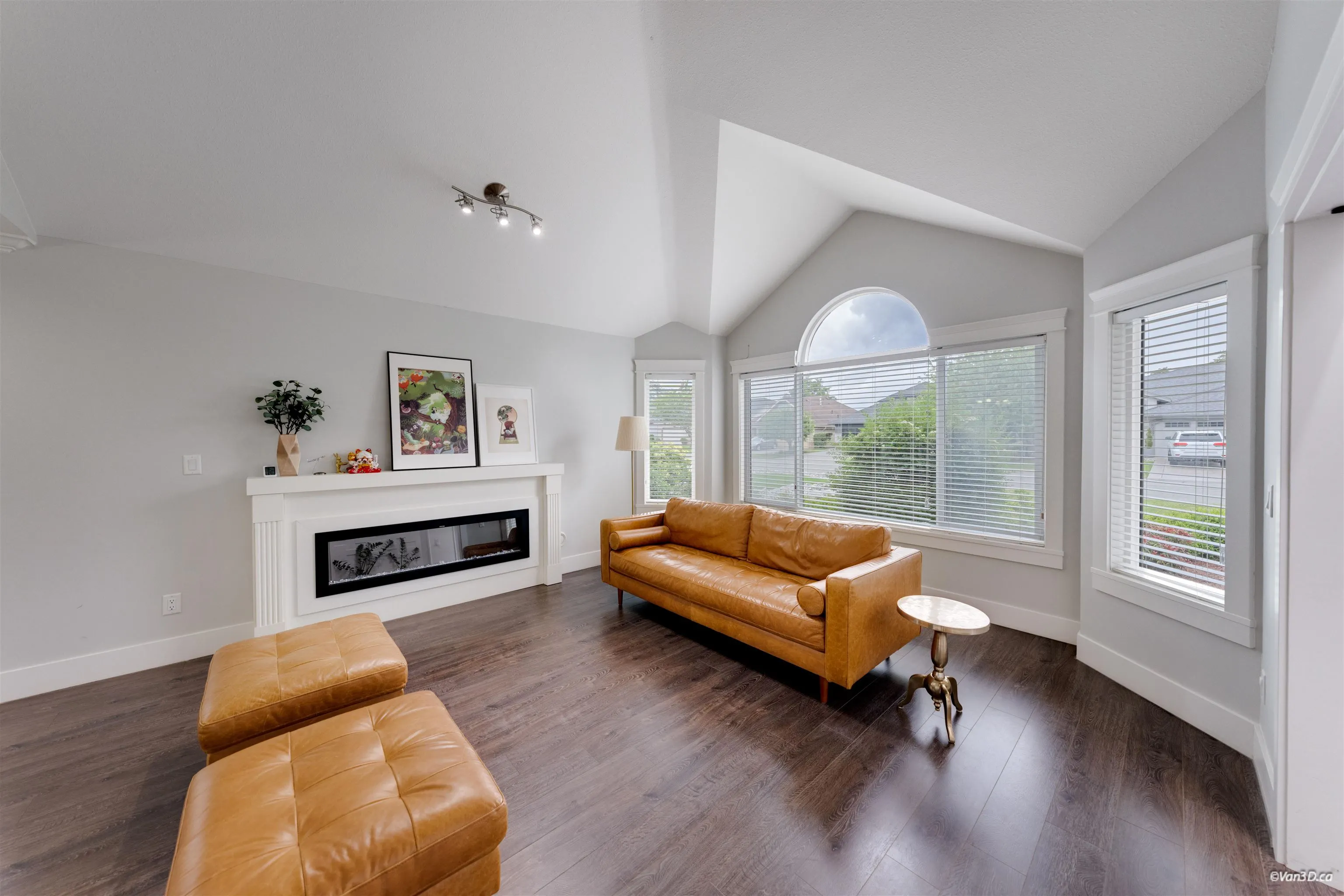 6288 Crescent Place