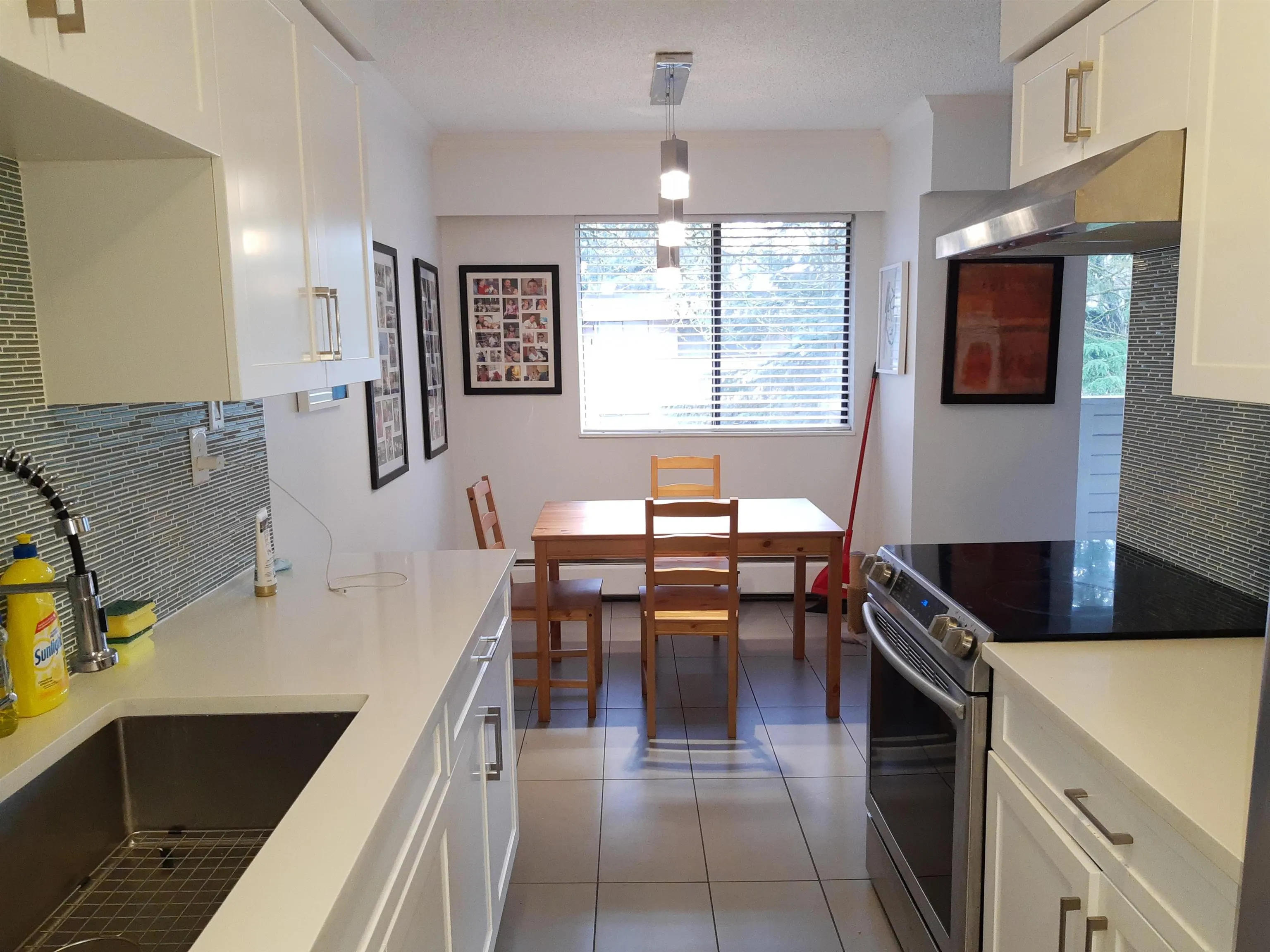 2441 Kelly Avenue #31
