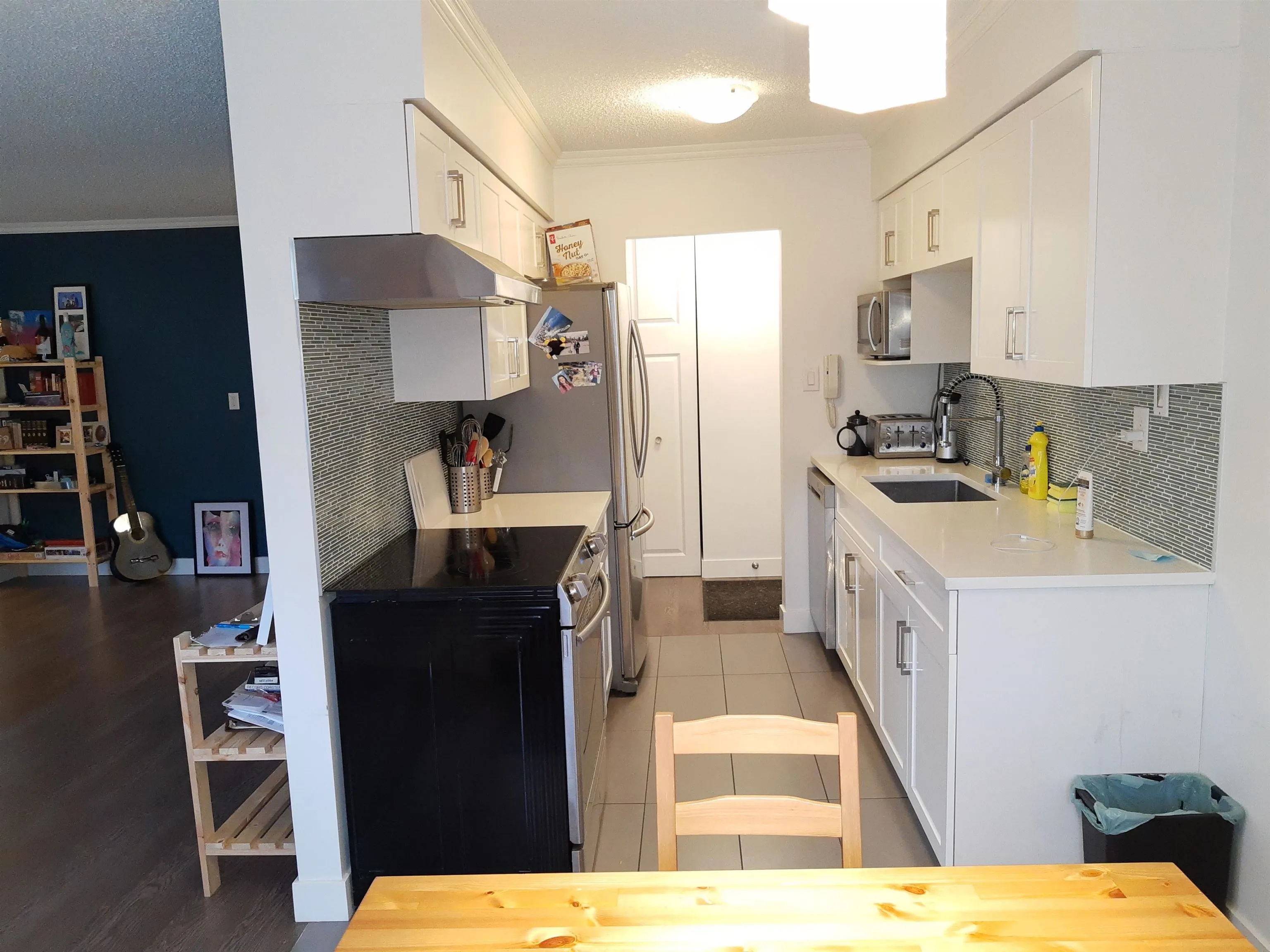 2441 Kelly Avenue #31