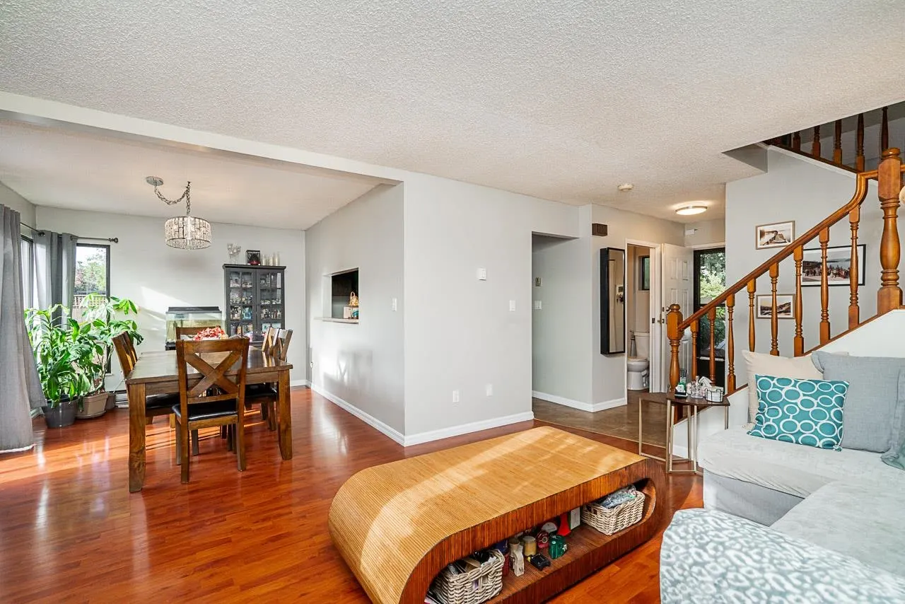 6531 Pimlico Way