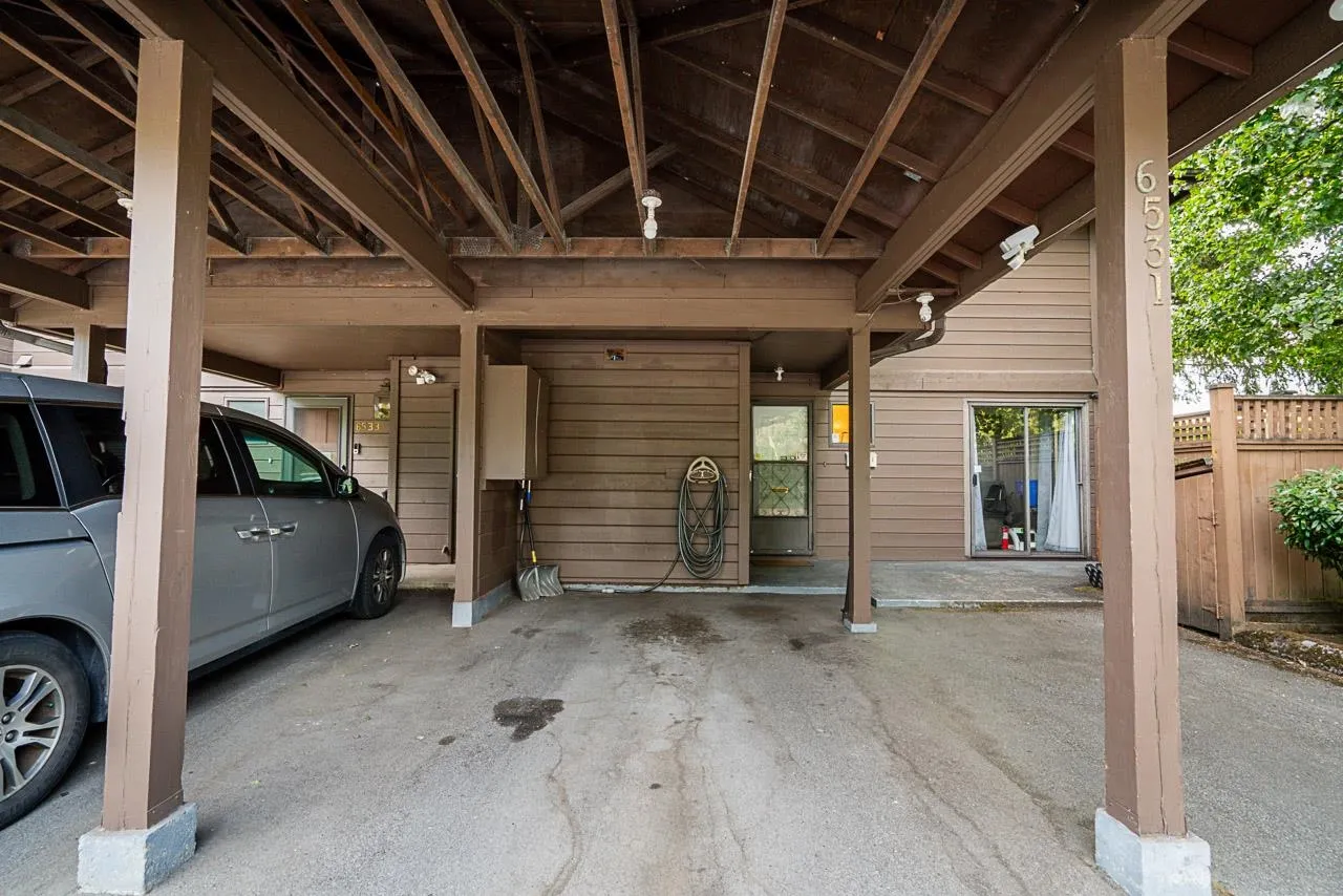 6531 Pimlico Way