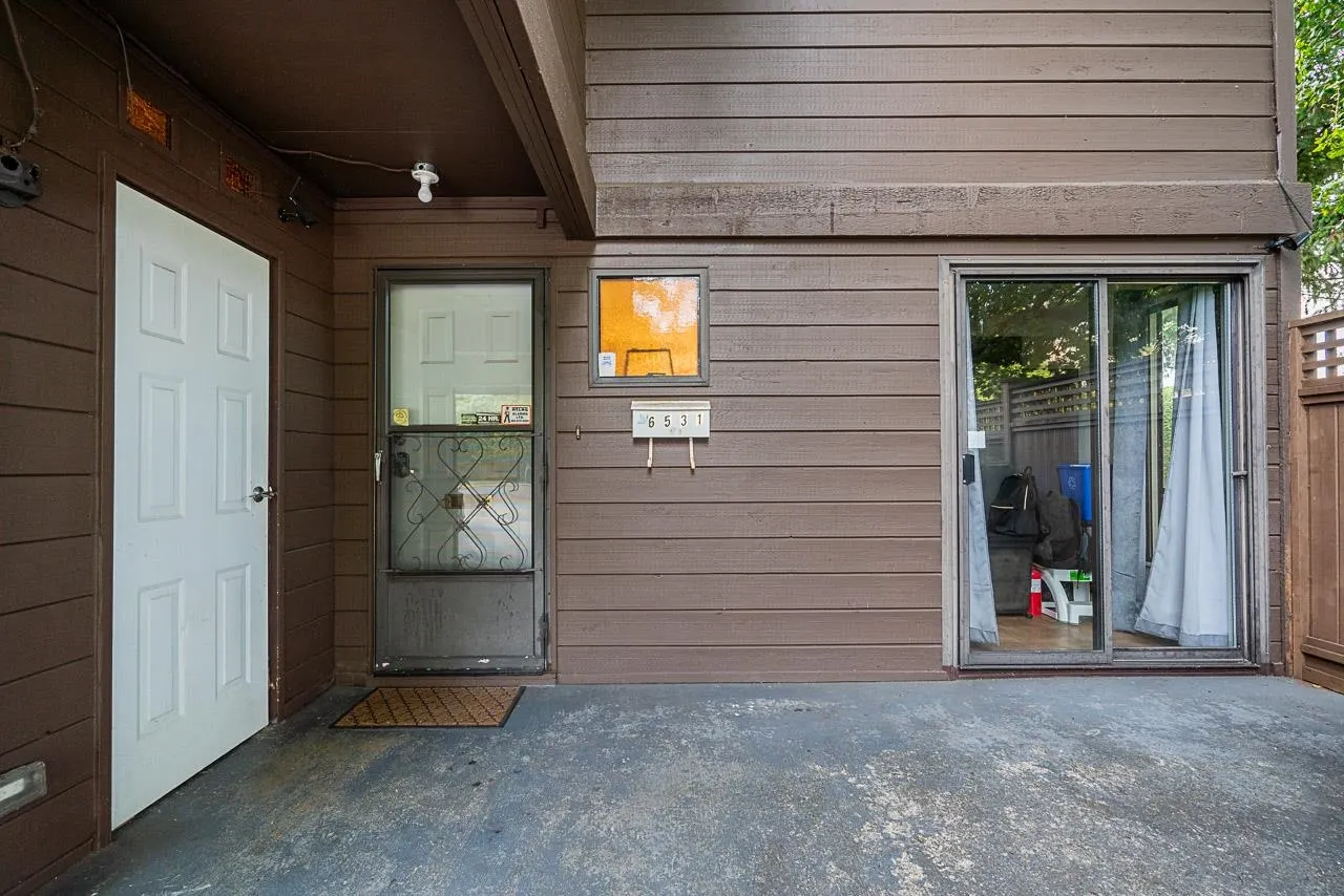 6531 Pimlico Way