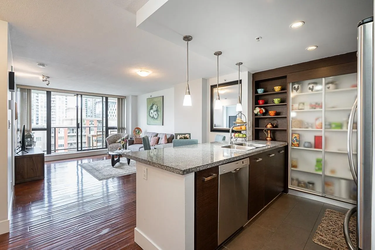 2959 Glen Drive #1203