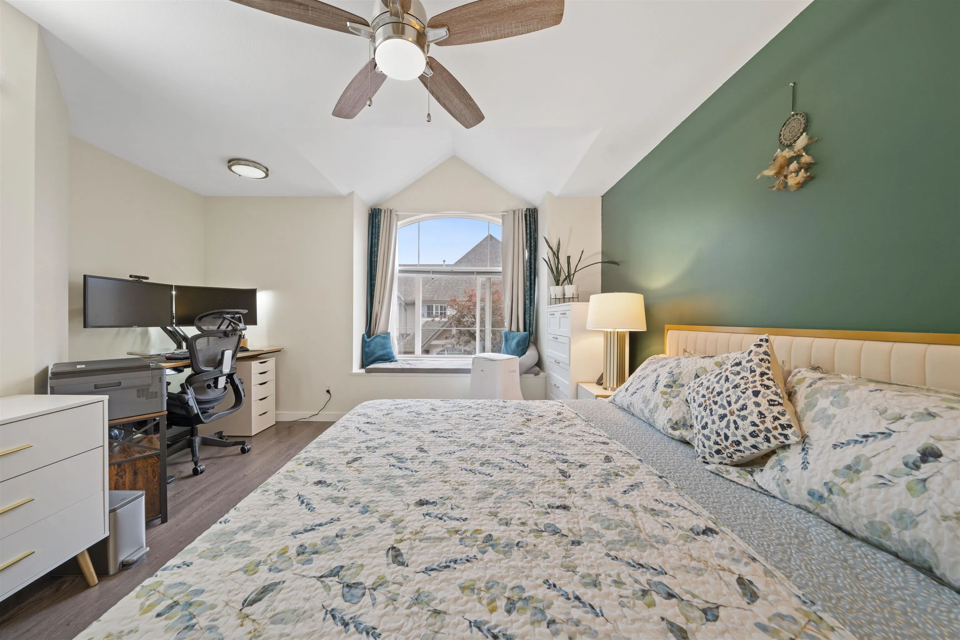23085 118 Avenue #42