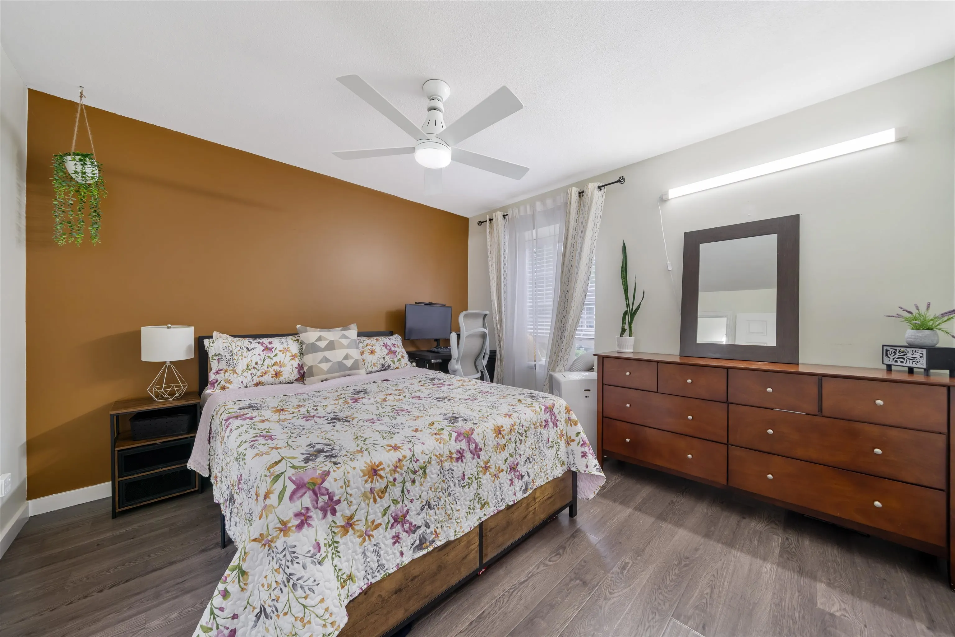 23085 118 Avenue #42