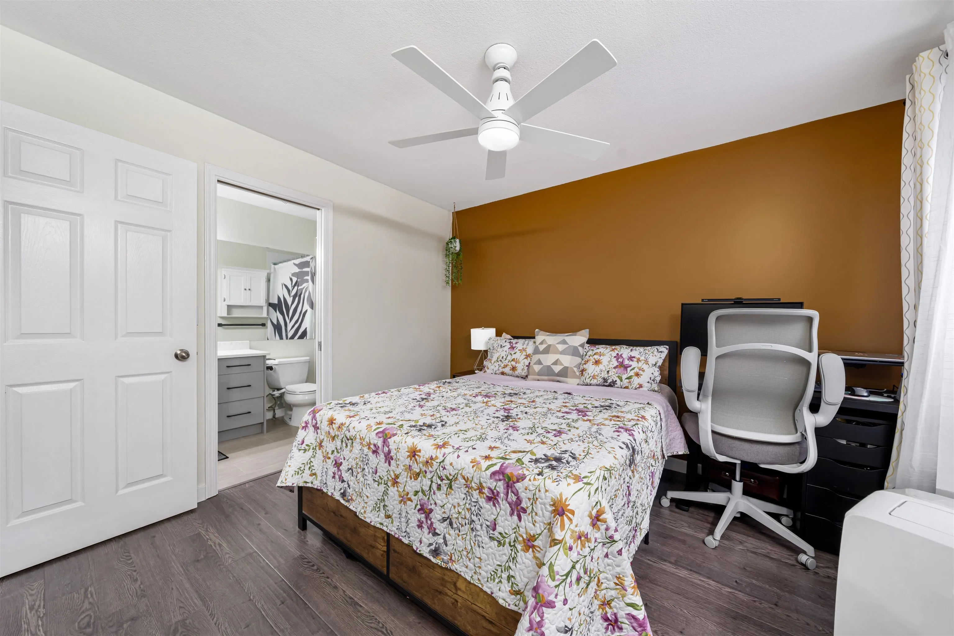 23085 118 Avenue #42