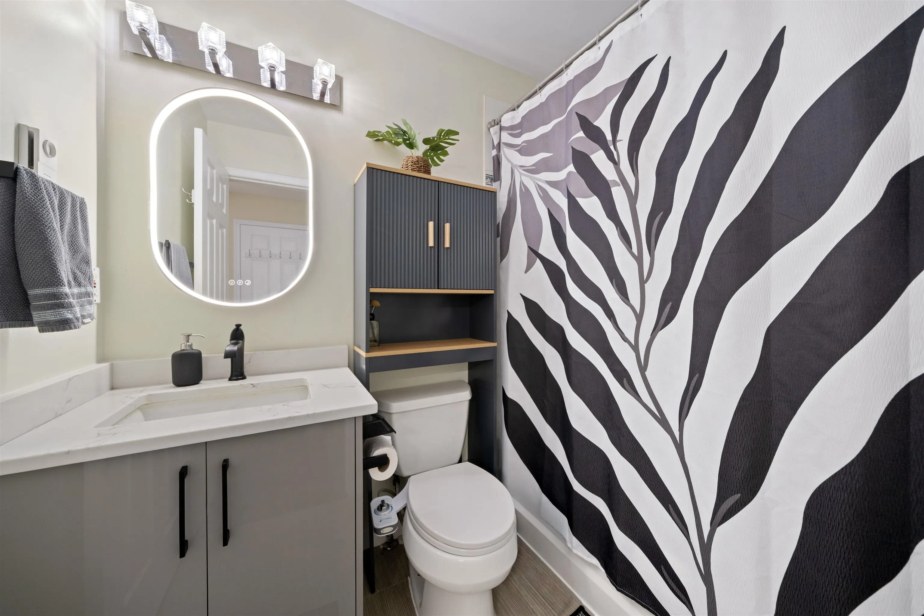 23085 118 Avenue #42