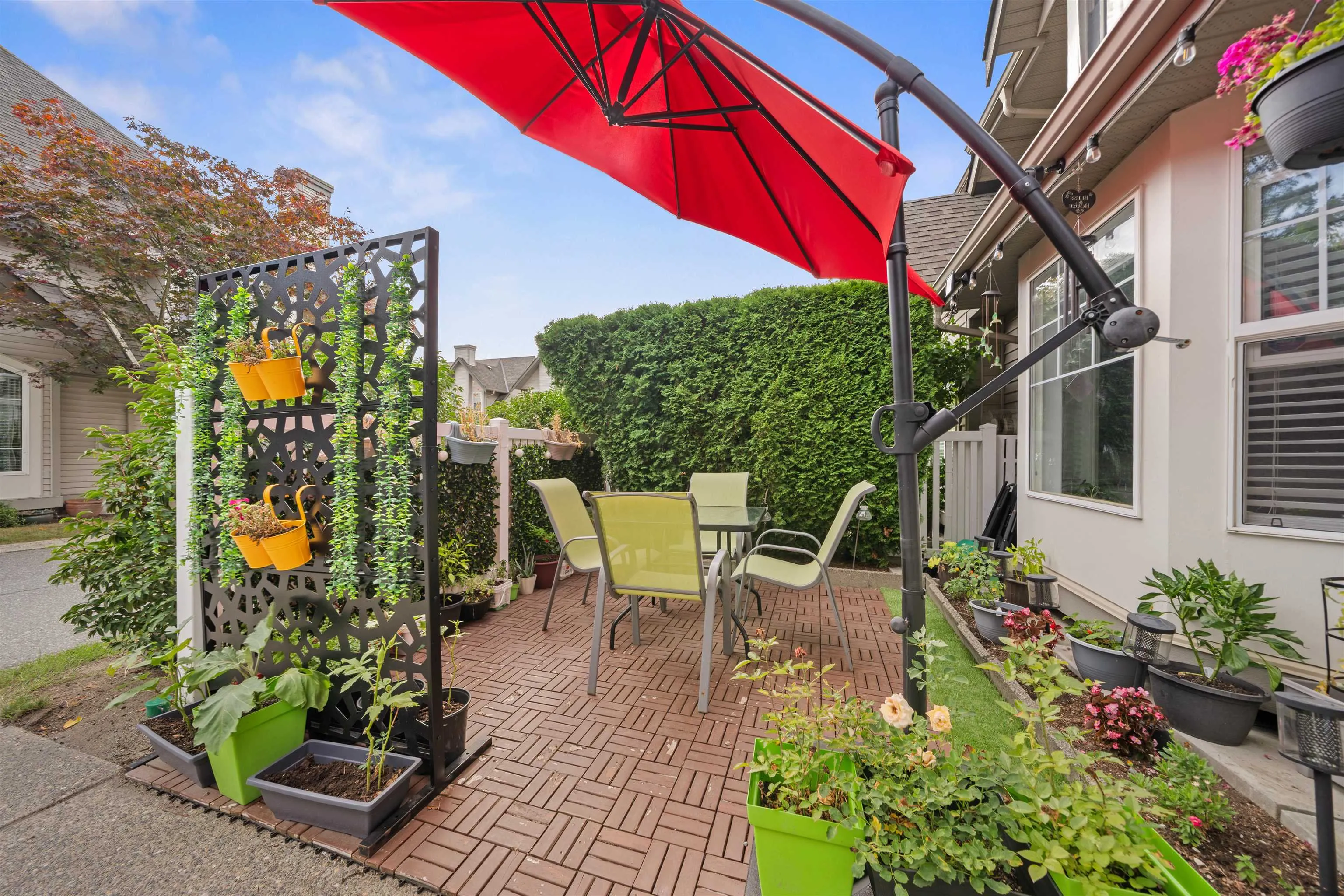 23085 118 Avenue #42