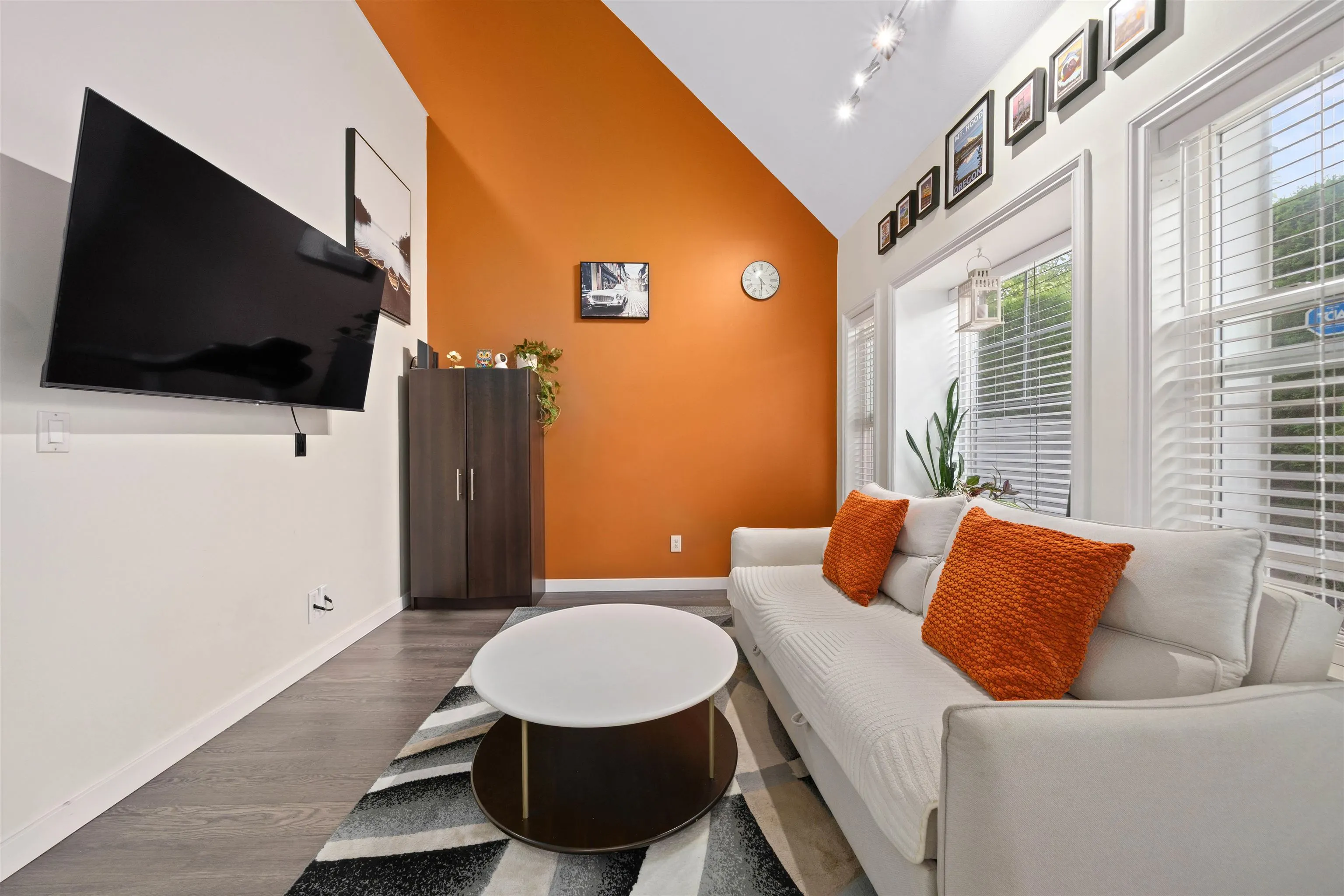 23085 118 Avenue #42