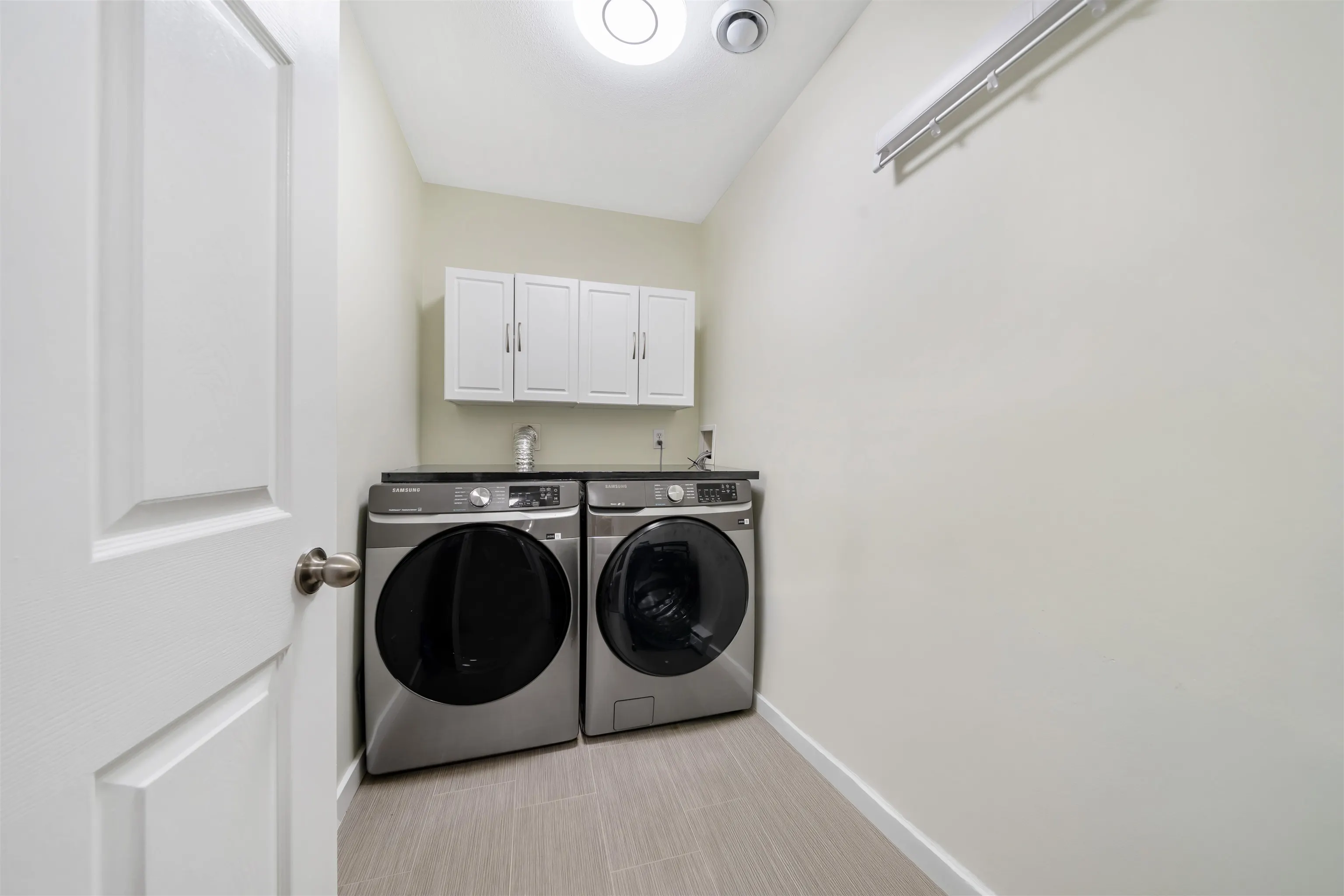 23085 118 Avenue #42
