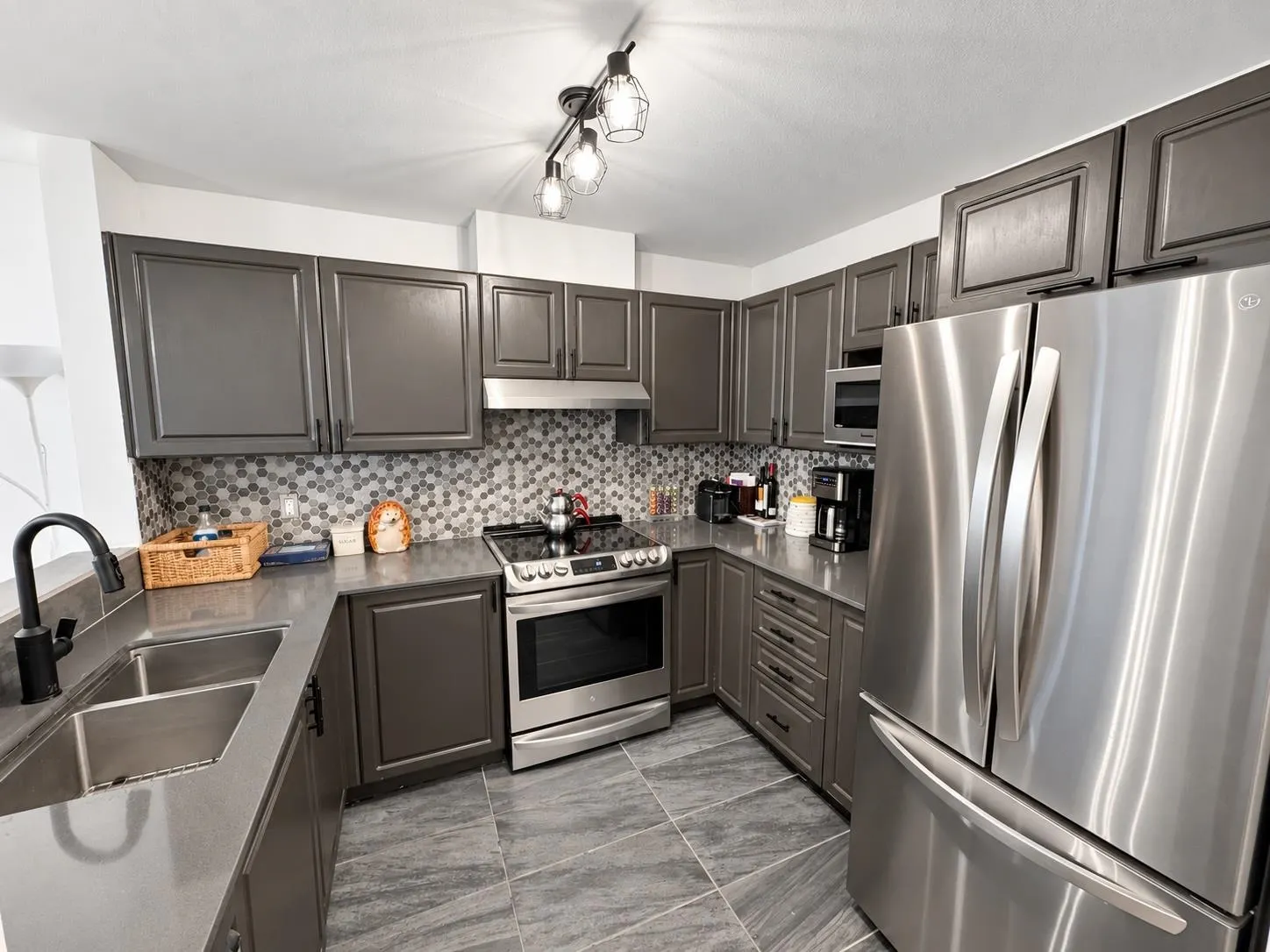 137 W 17th Street #504