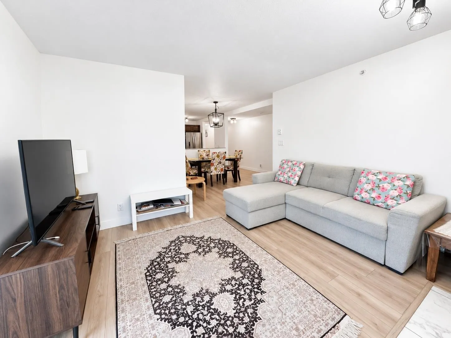 137 W 17th Street #504