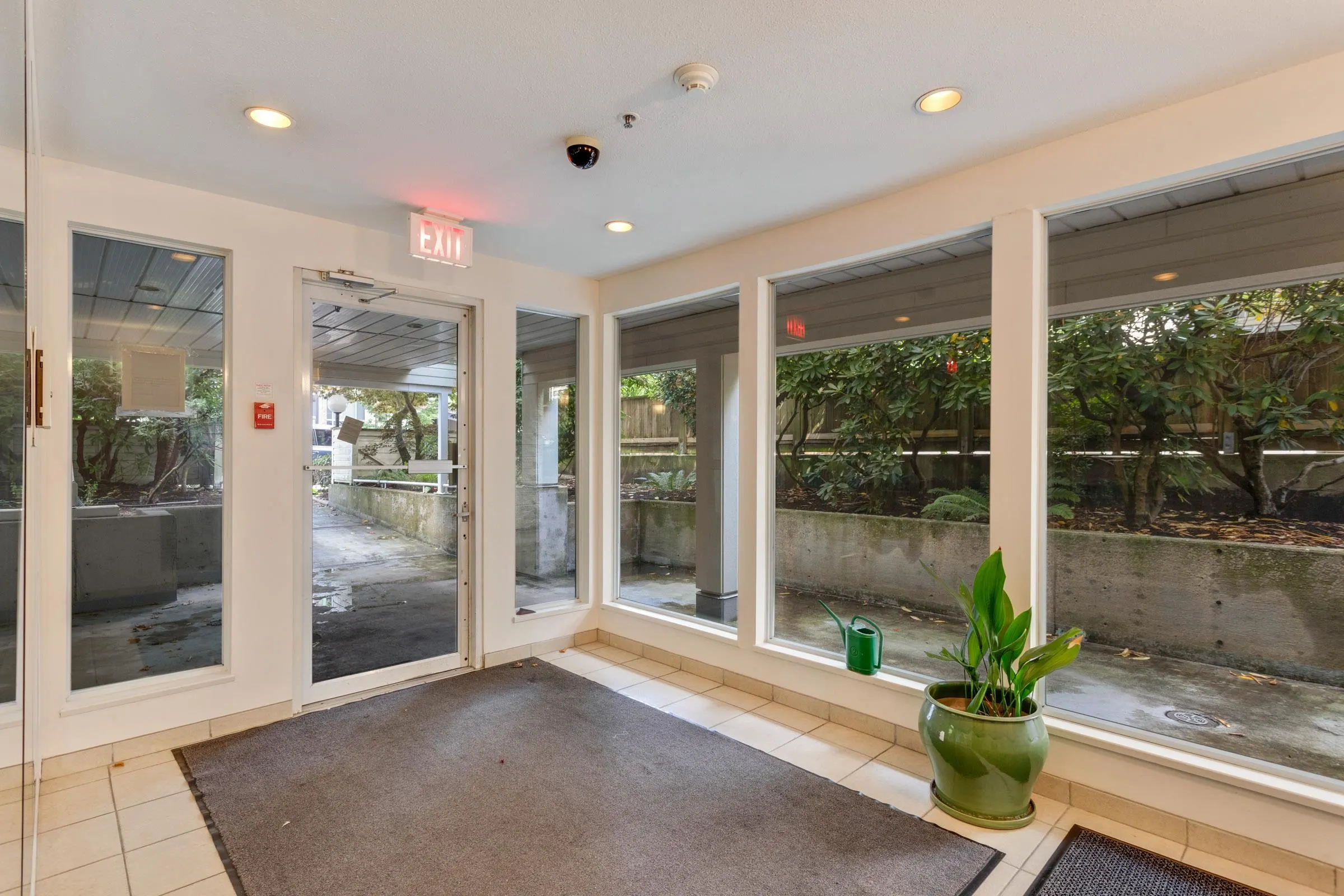 3270 W 4th Avenue #101