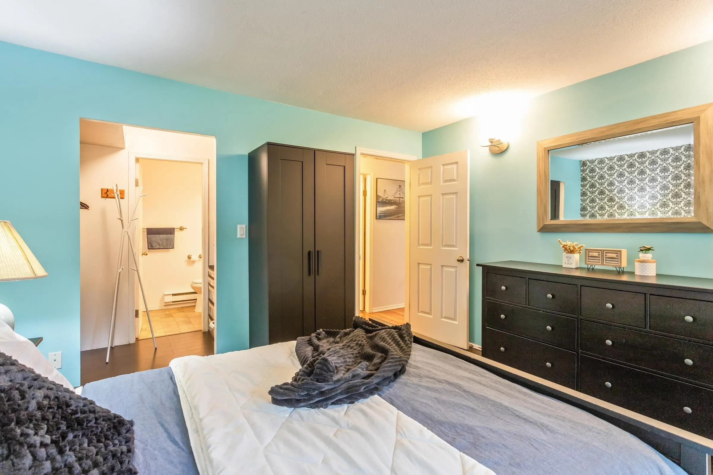 3270 W 4th Avenue #101