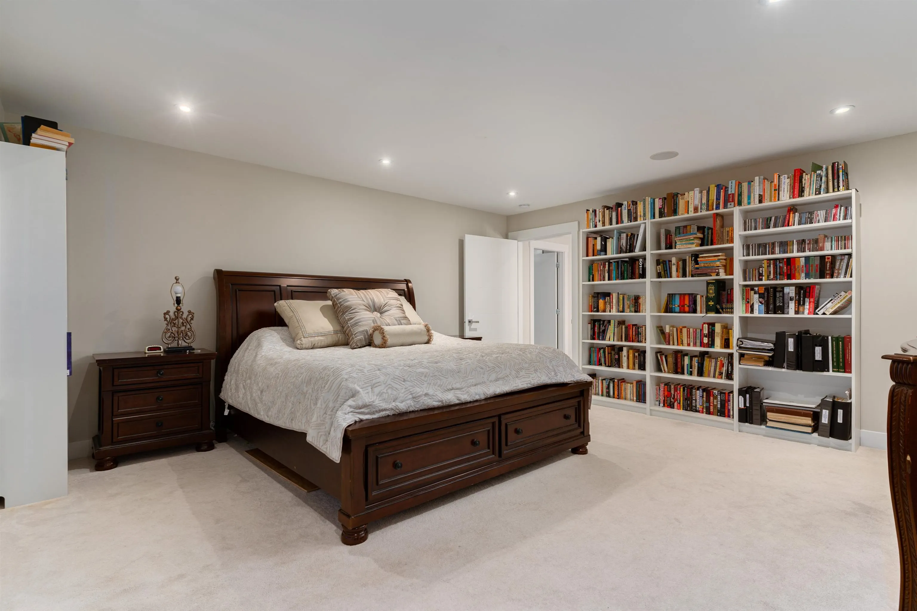 4168 Highland Boulevard