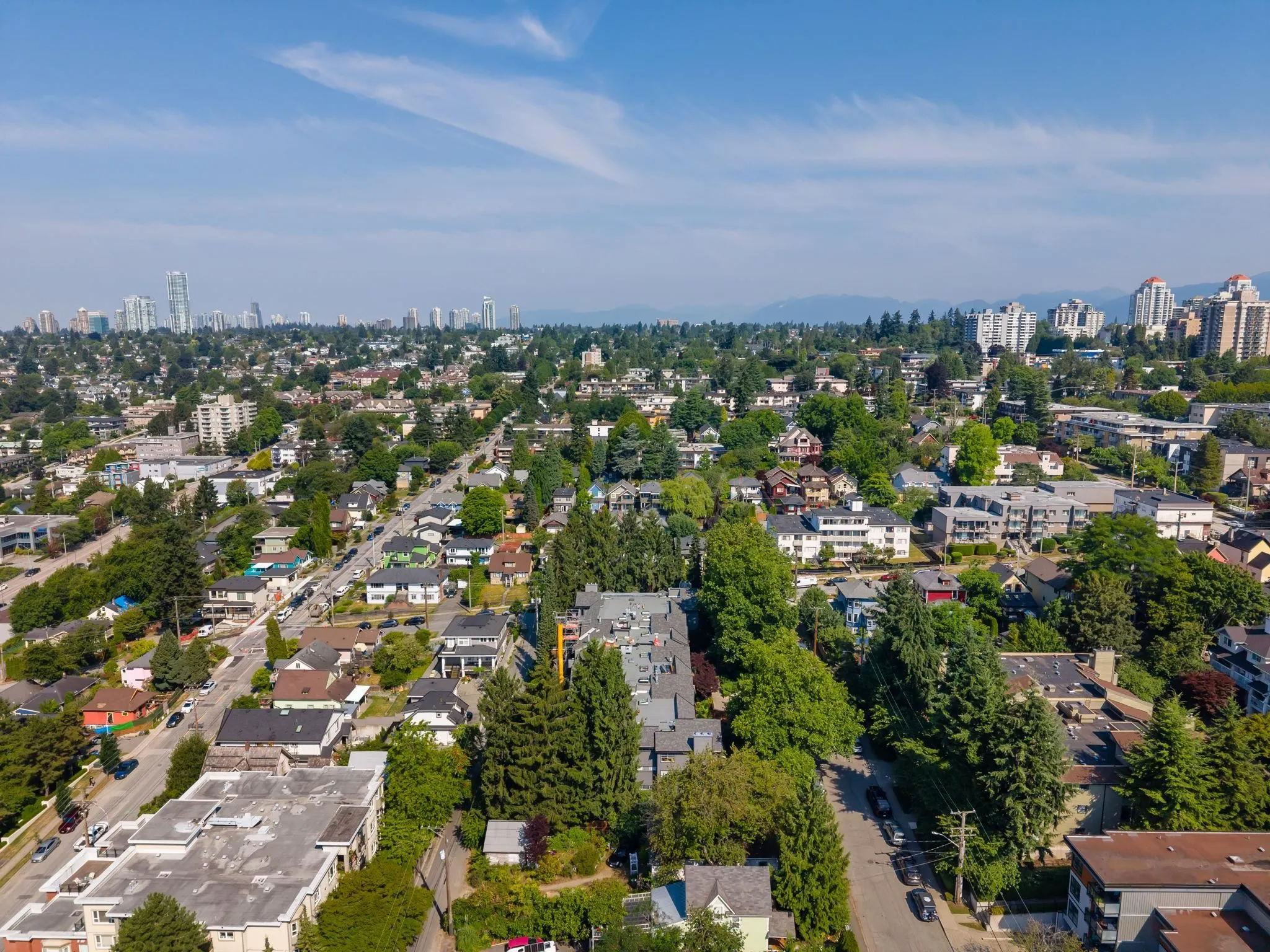 230 Mowat Street #303