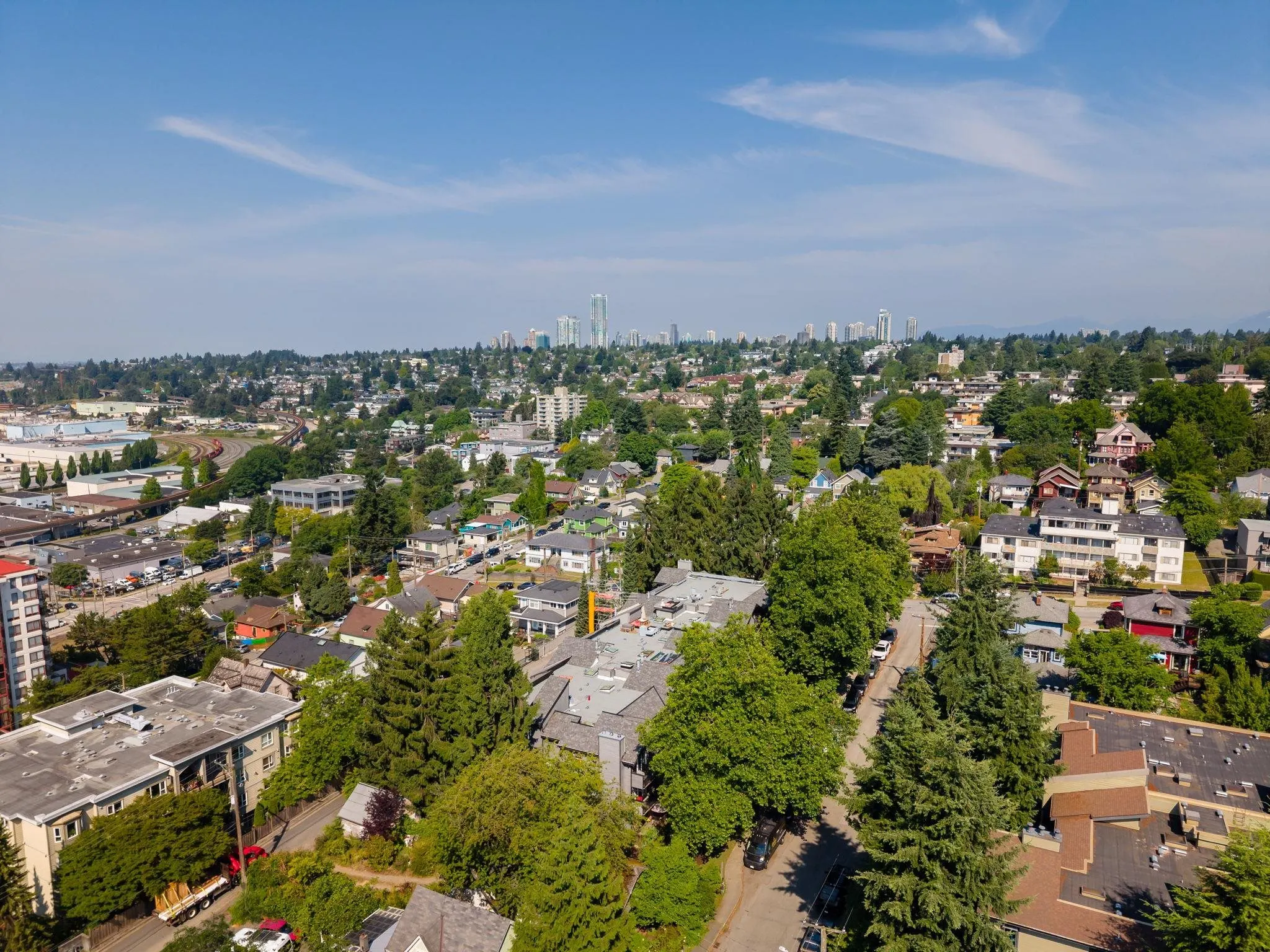 230 Mowat Street #303