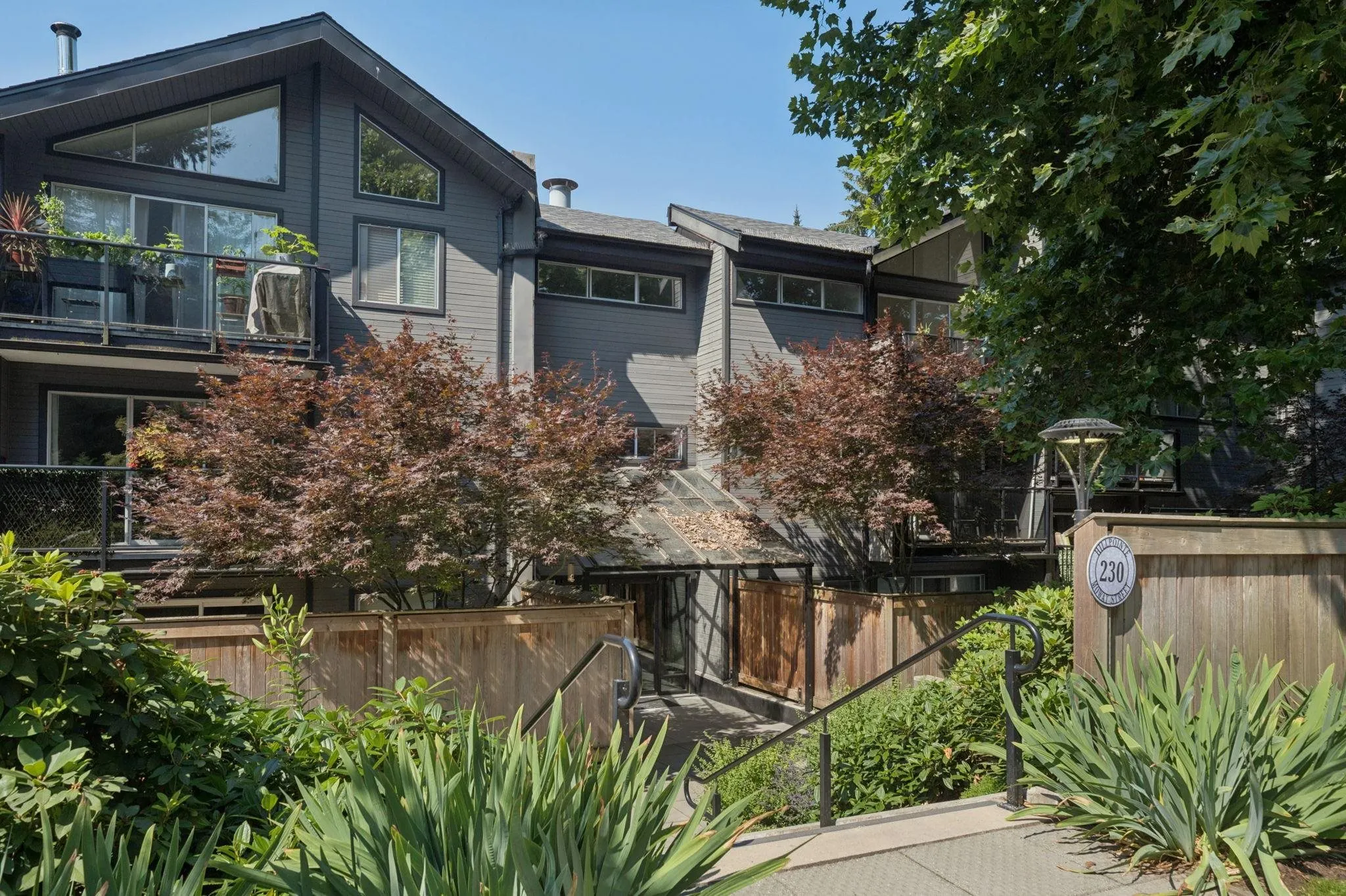 230 Mowat Street #303
