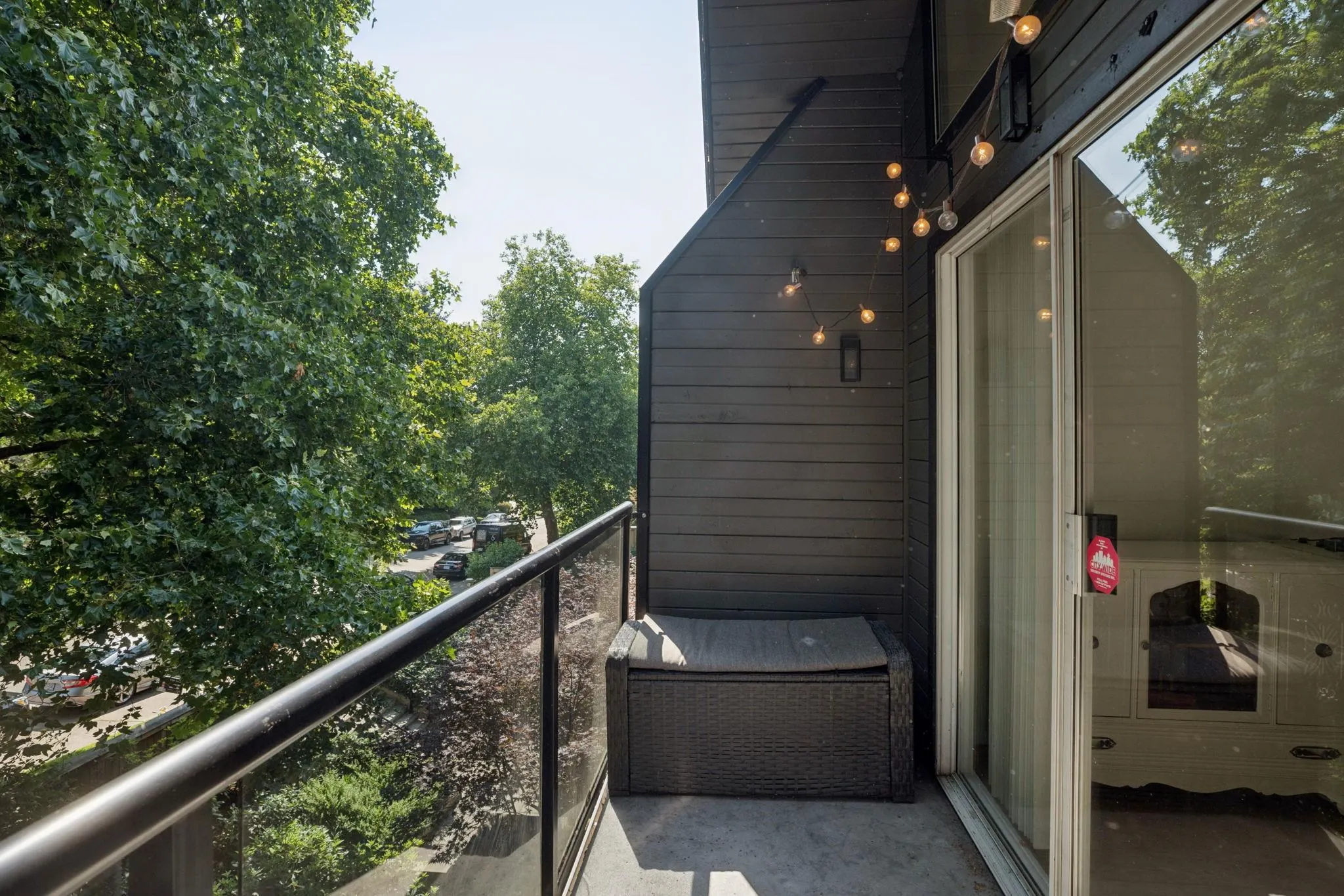 230 Mowat Street #303