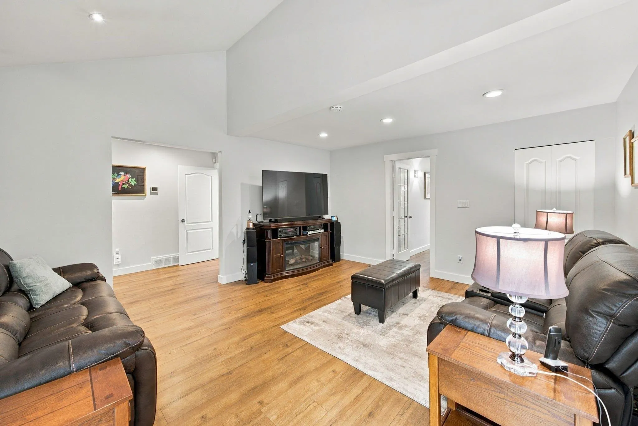 18707 60a Avenue