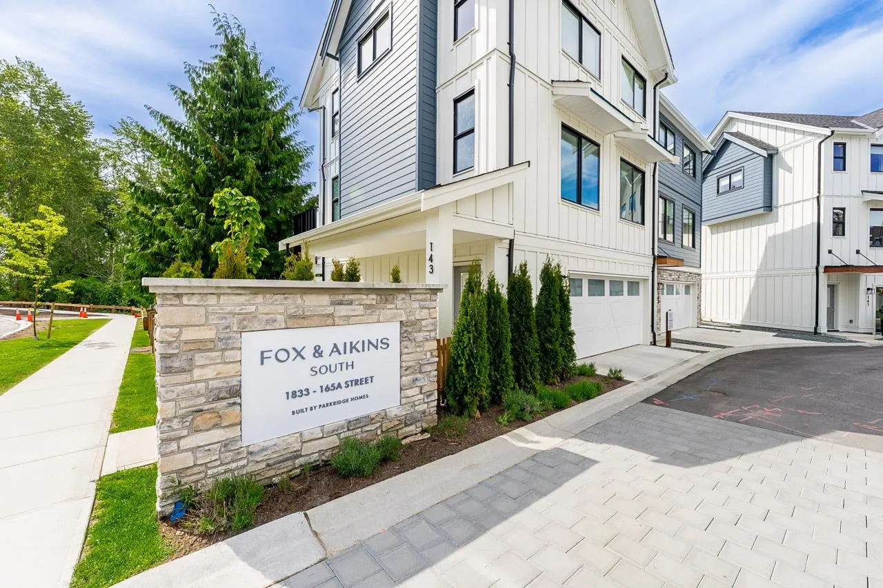 1833 165a Avenue #101