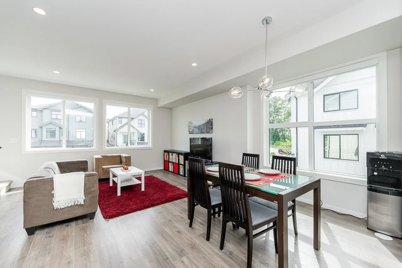 1833 165a Avenue #101