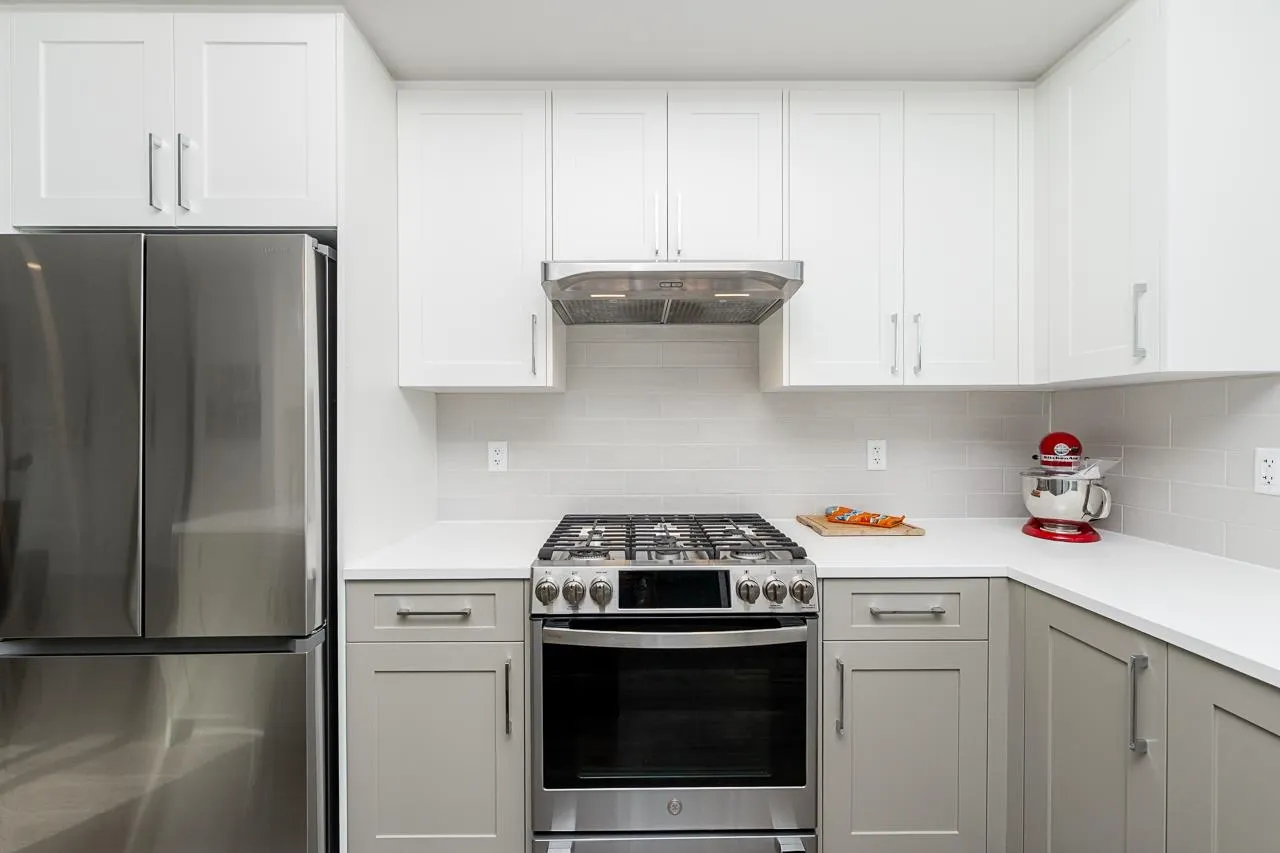 1833 165a Avenue #101