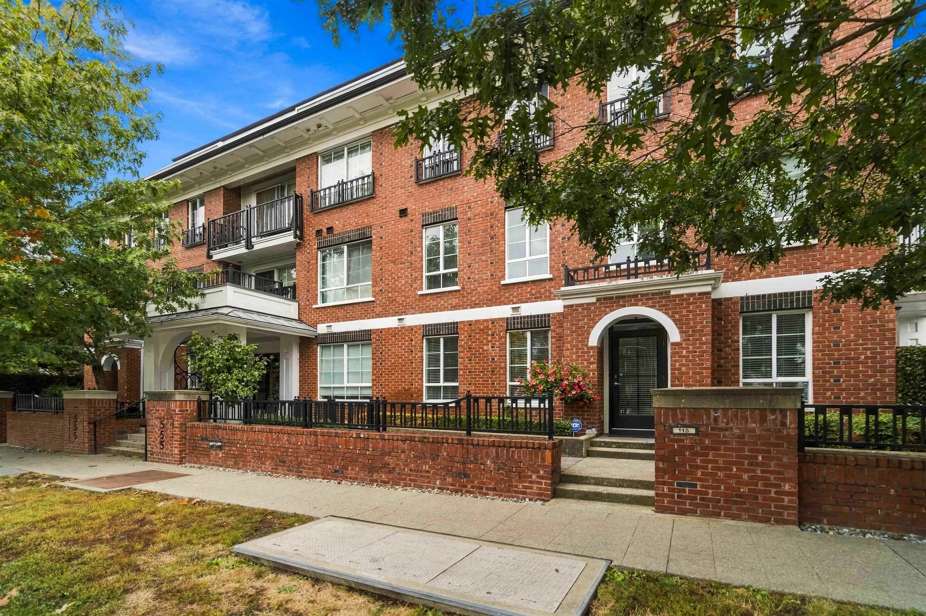 555 Foster Avenue #212