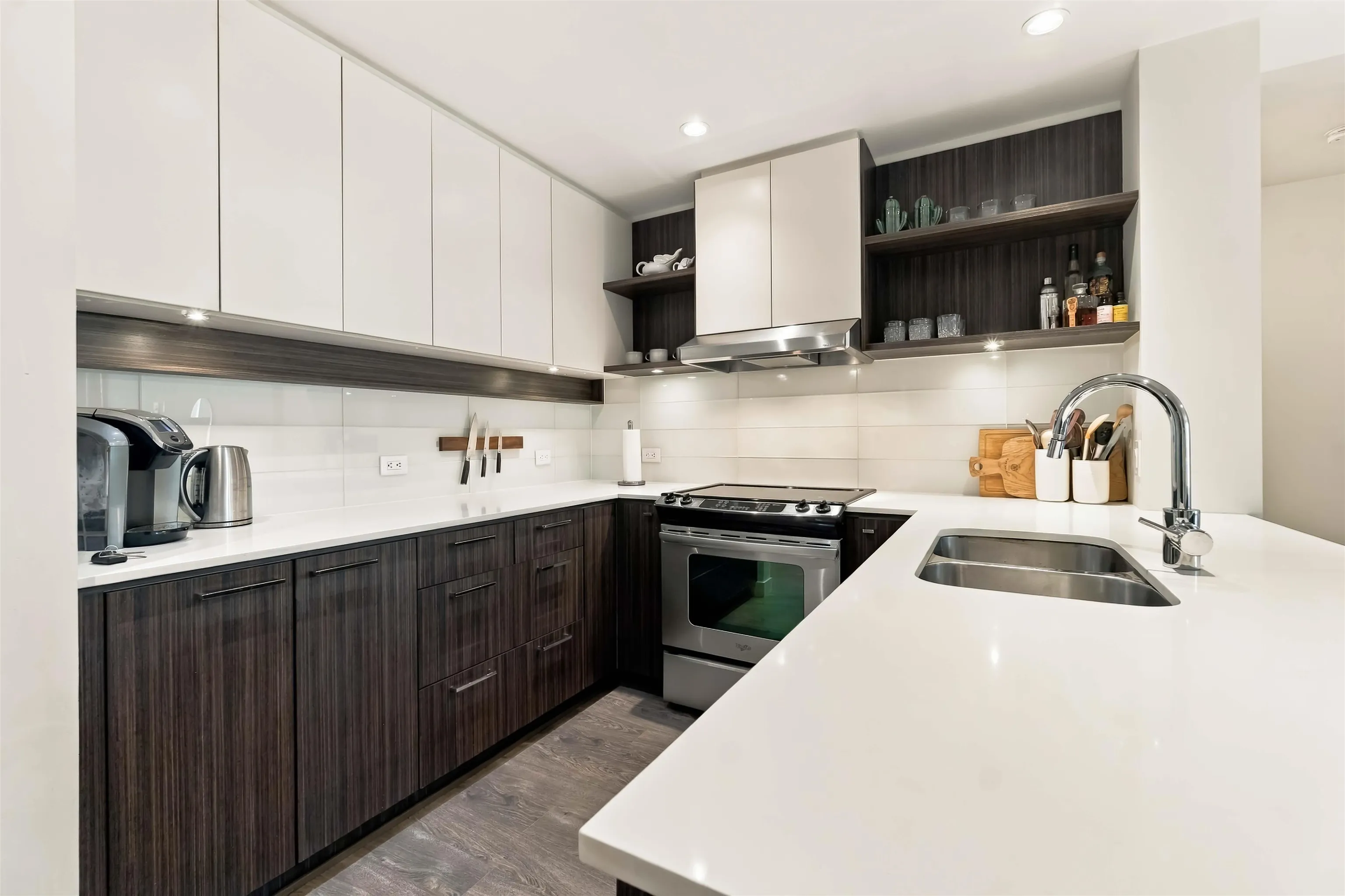 555 Foster Avenue #212
