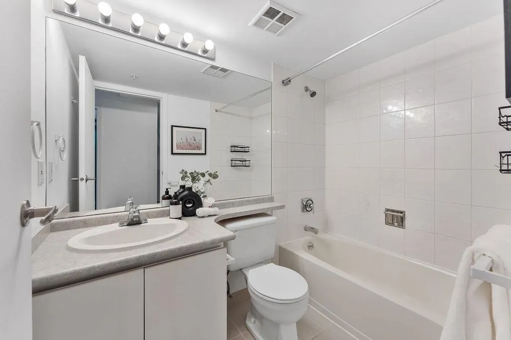 1238 Melville Street #1506