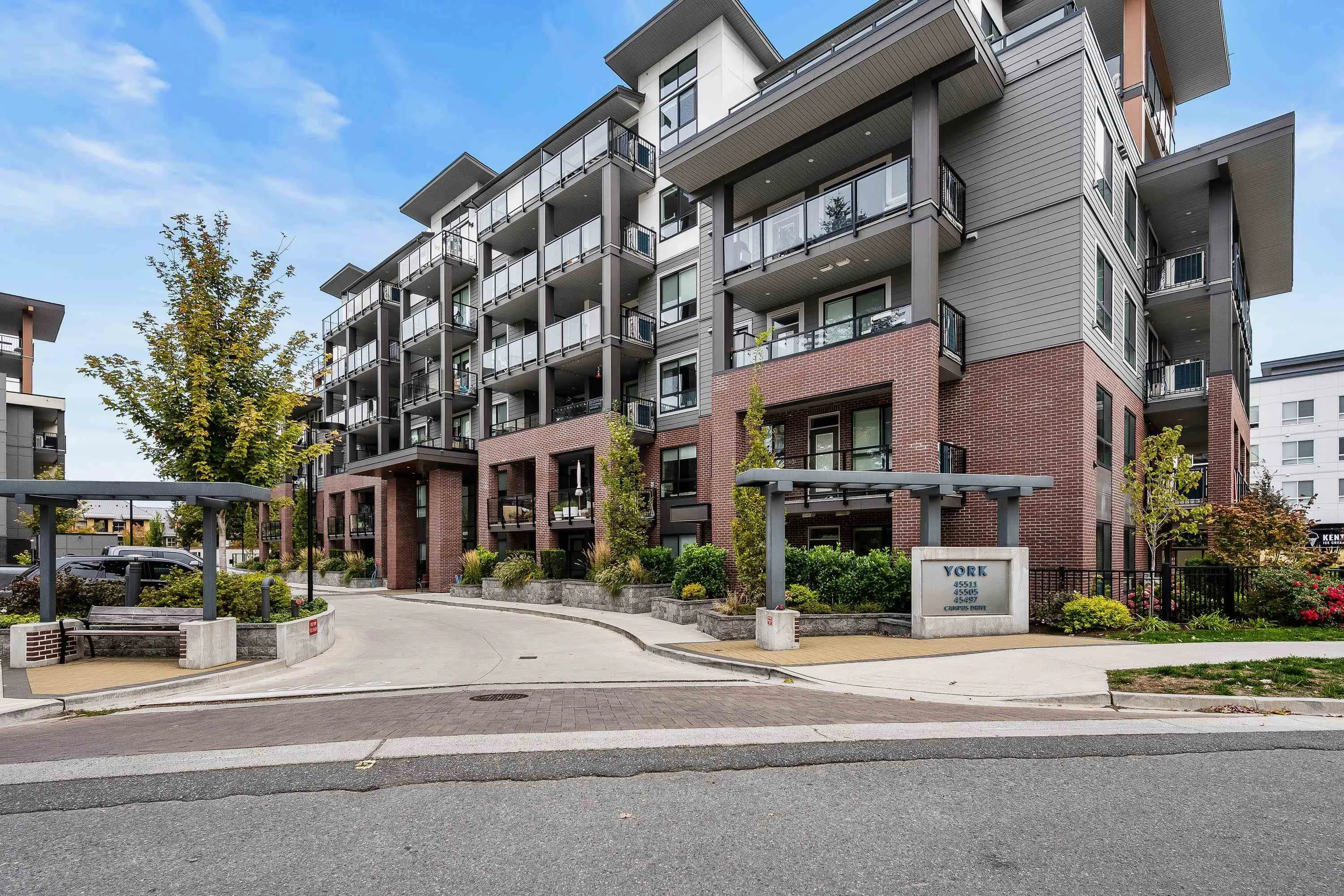 45511 Campus Drive #307
