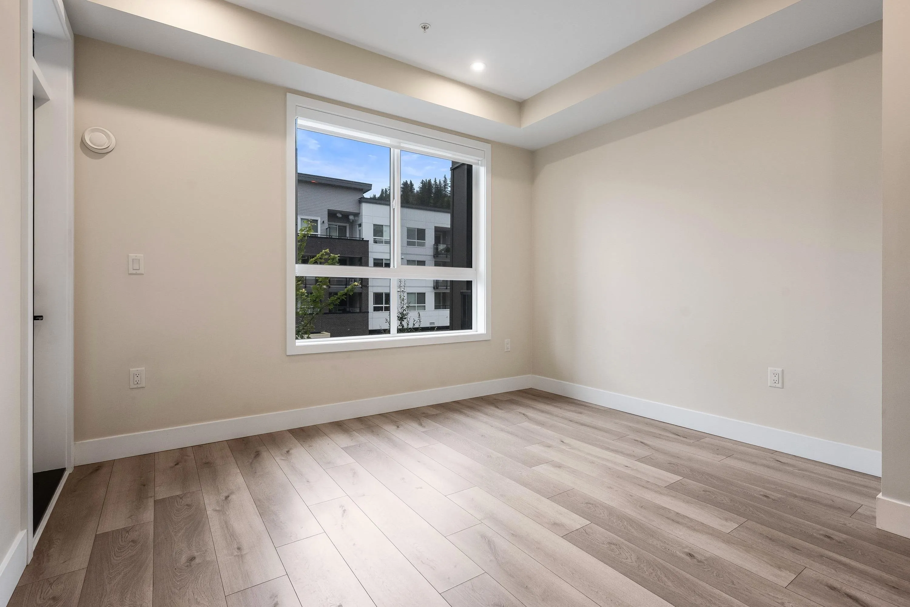 45511 Campus Drive #307