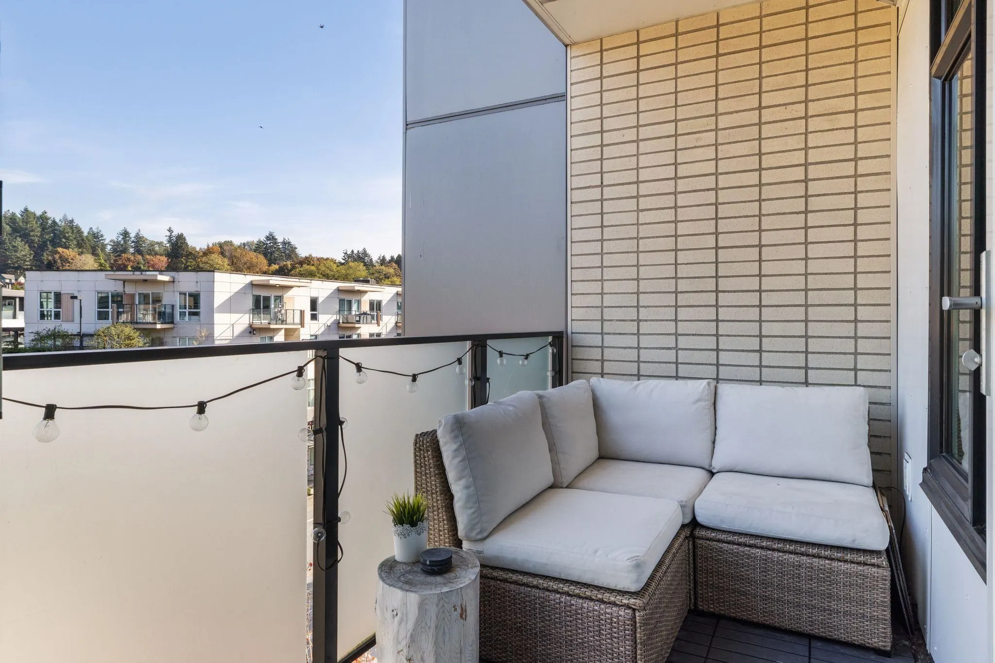 725 Marine Drive #403