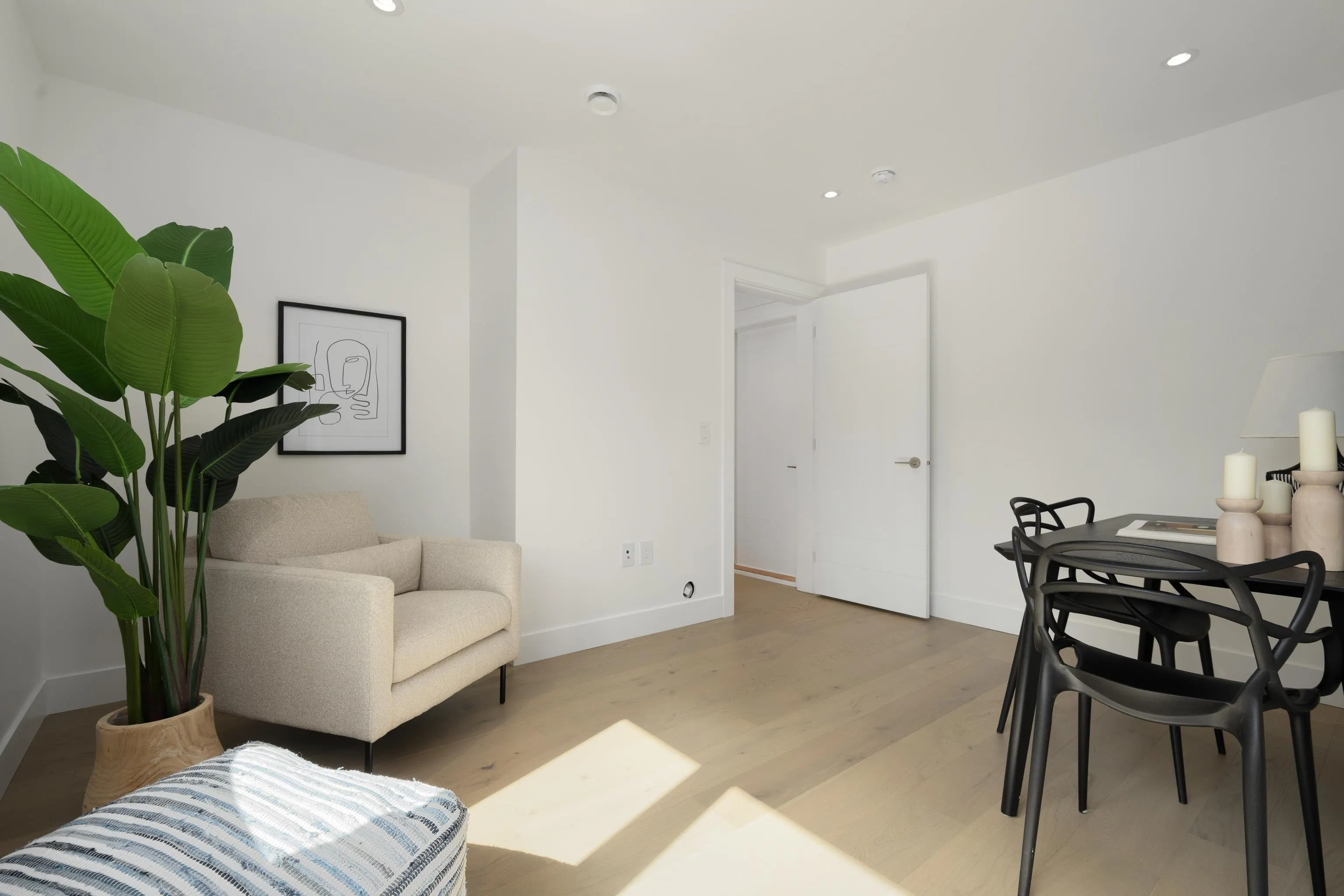 8483 16 Avenue #1