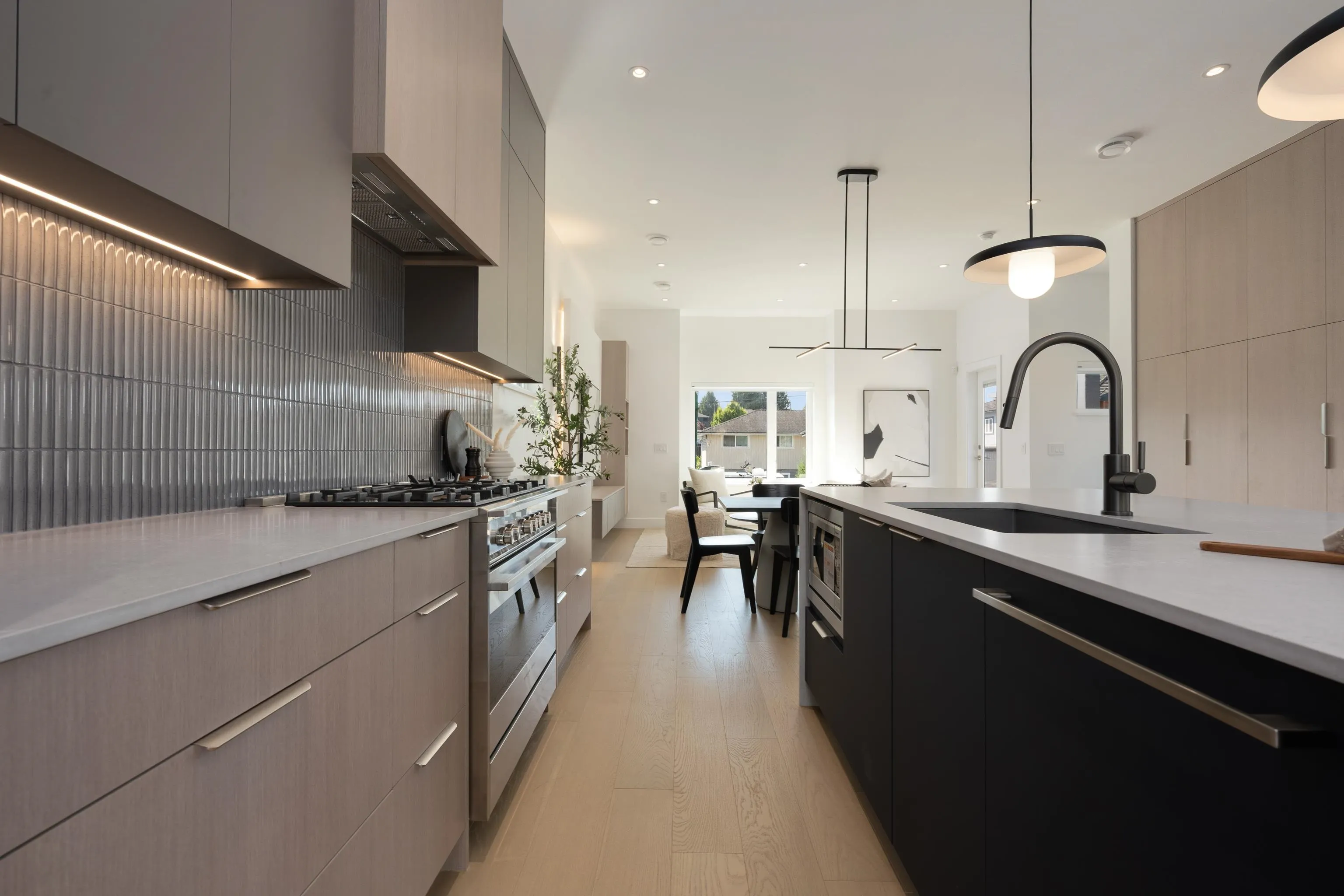 8483 16 Avenue #1