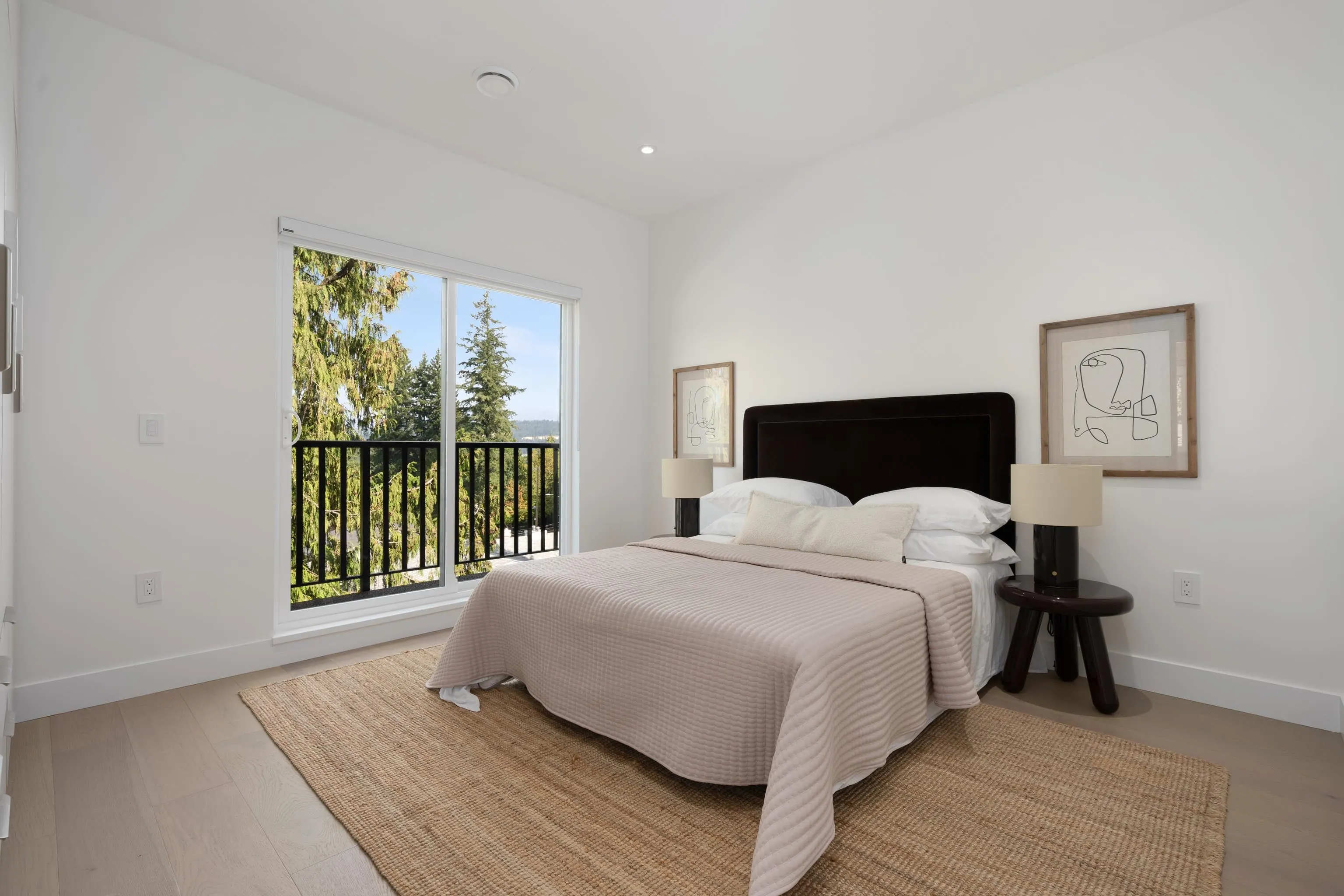 8483 16 Avenue #1