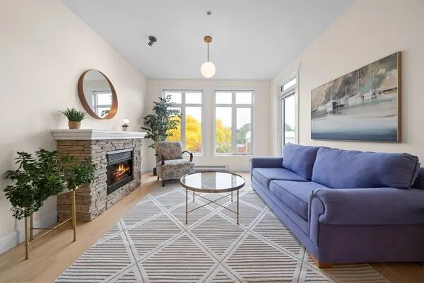 4280 Moncton Street #319