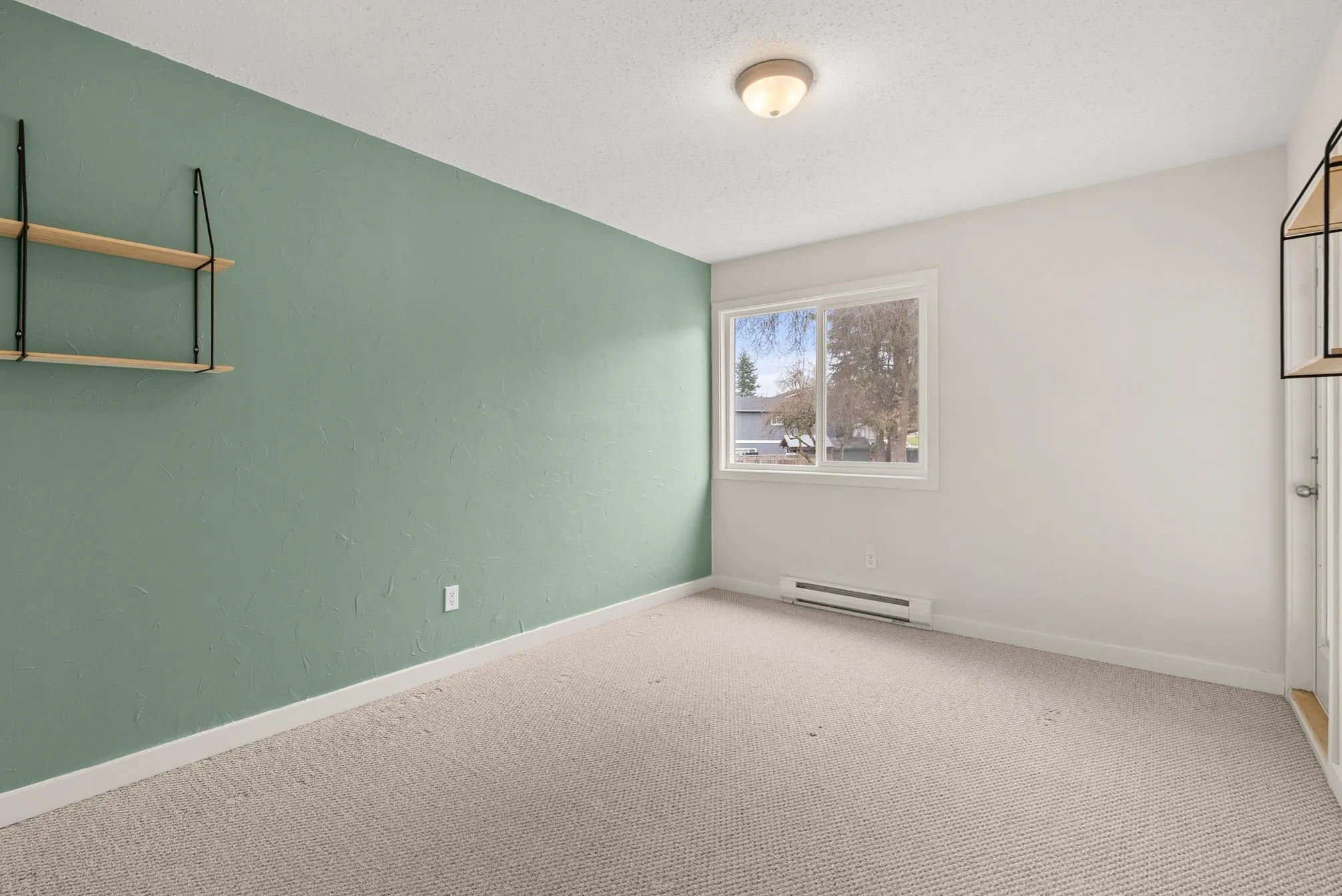 232 Davis Crescent