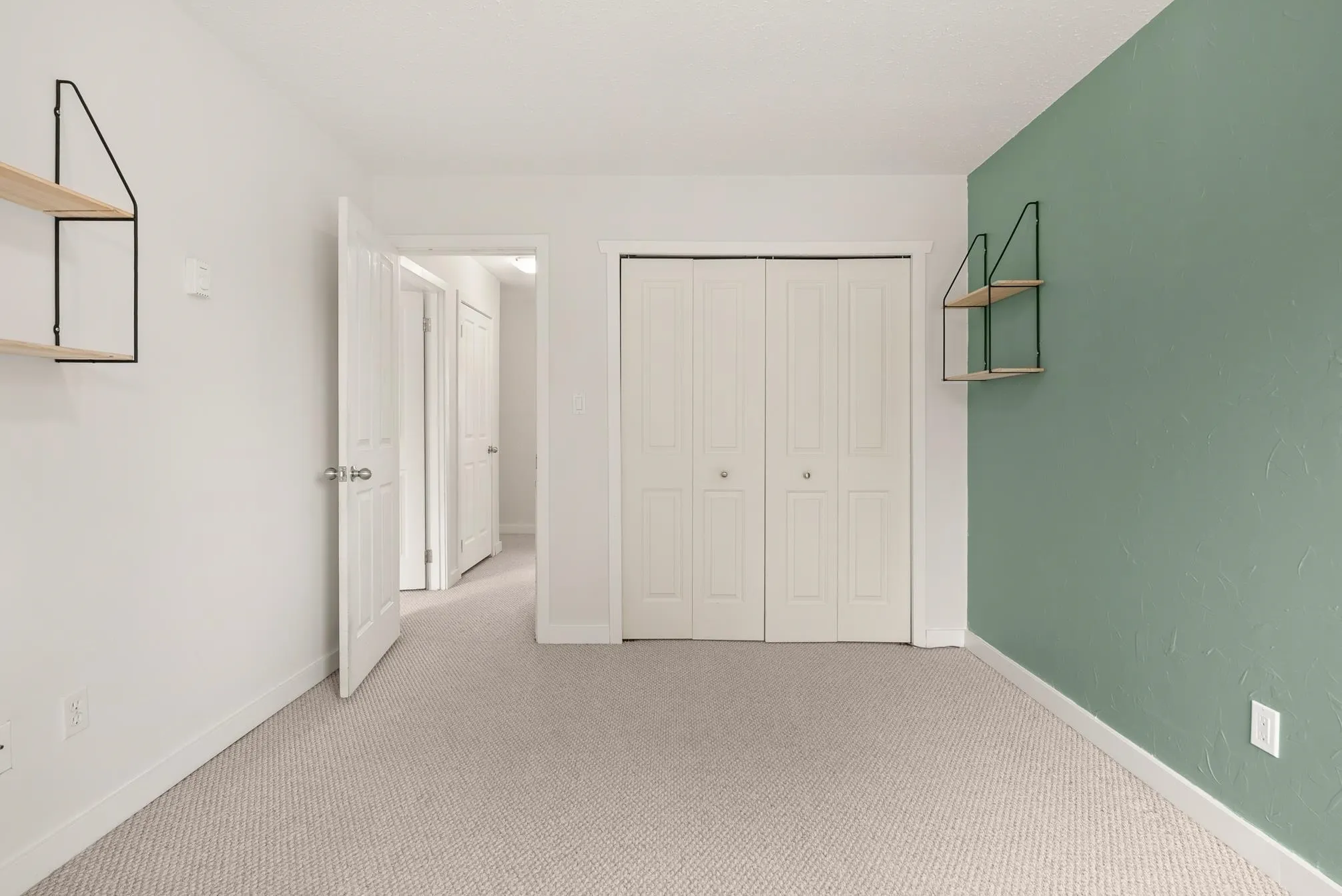 232 Davis Crescent