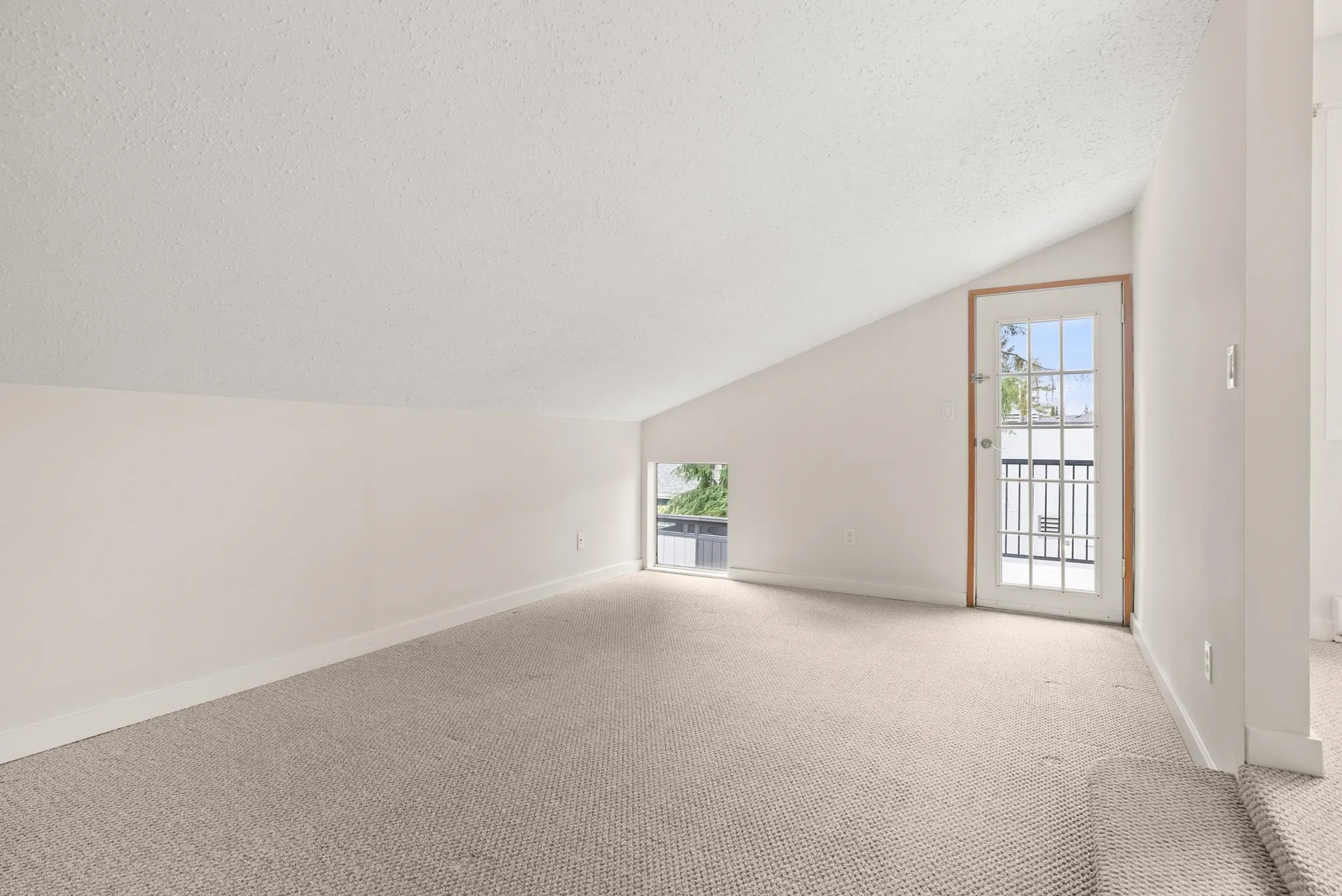 232 Davis Crescent