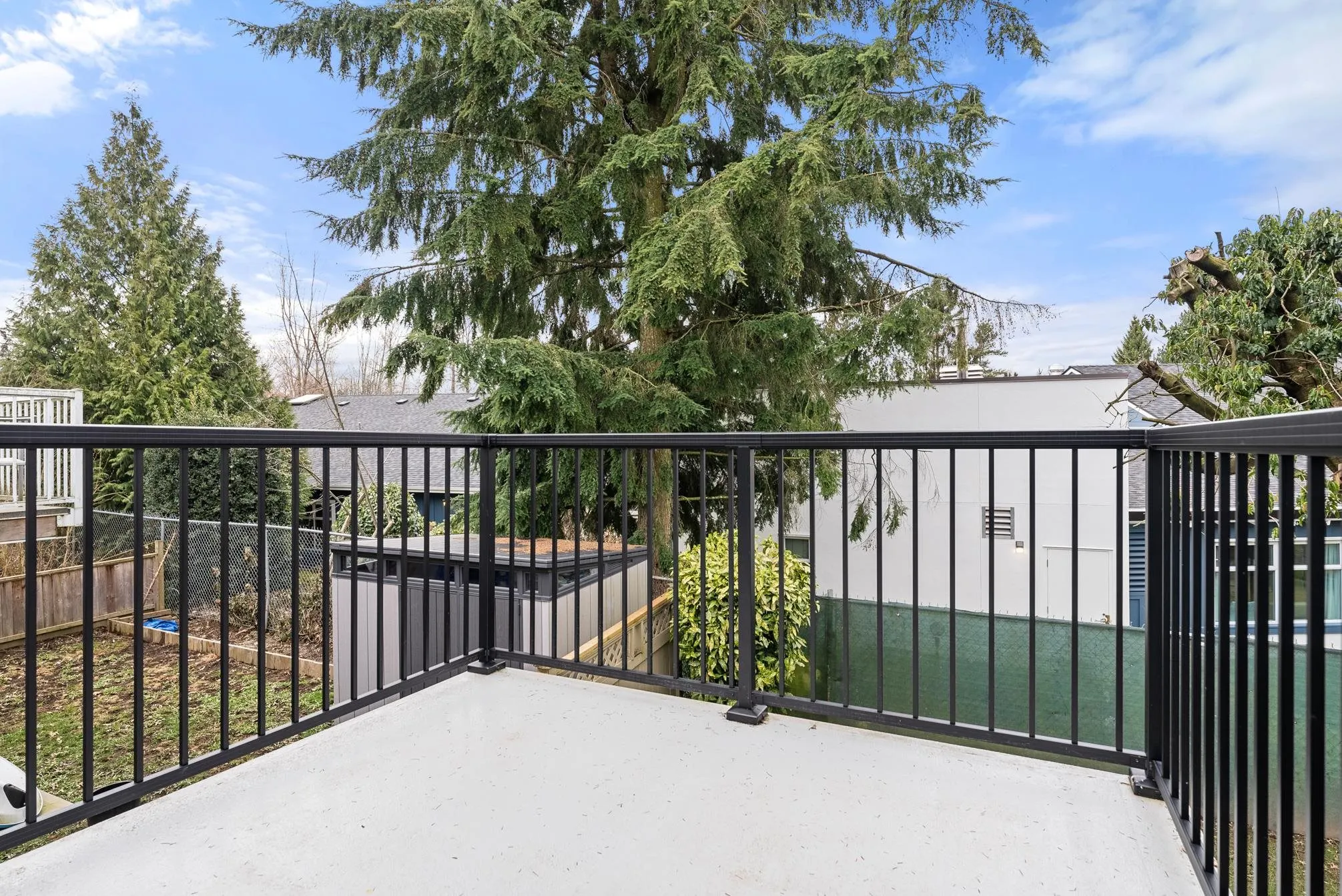 232 Davis Crescent
